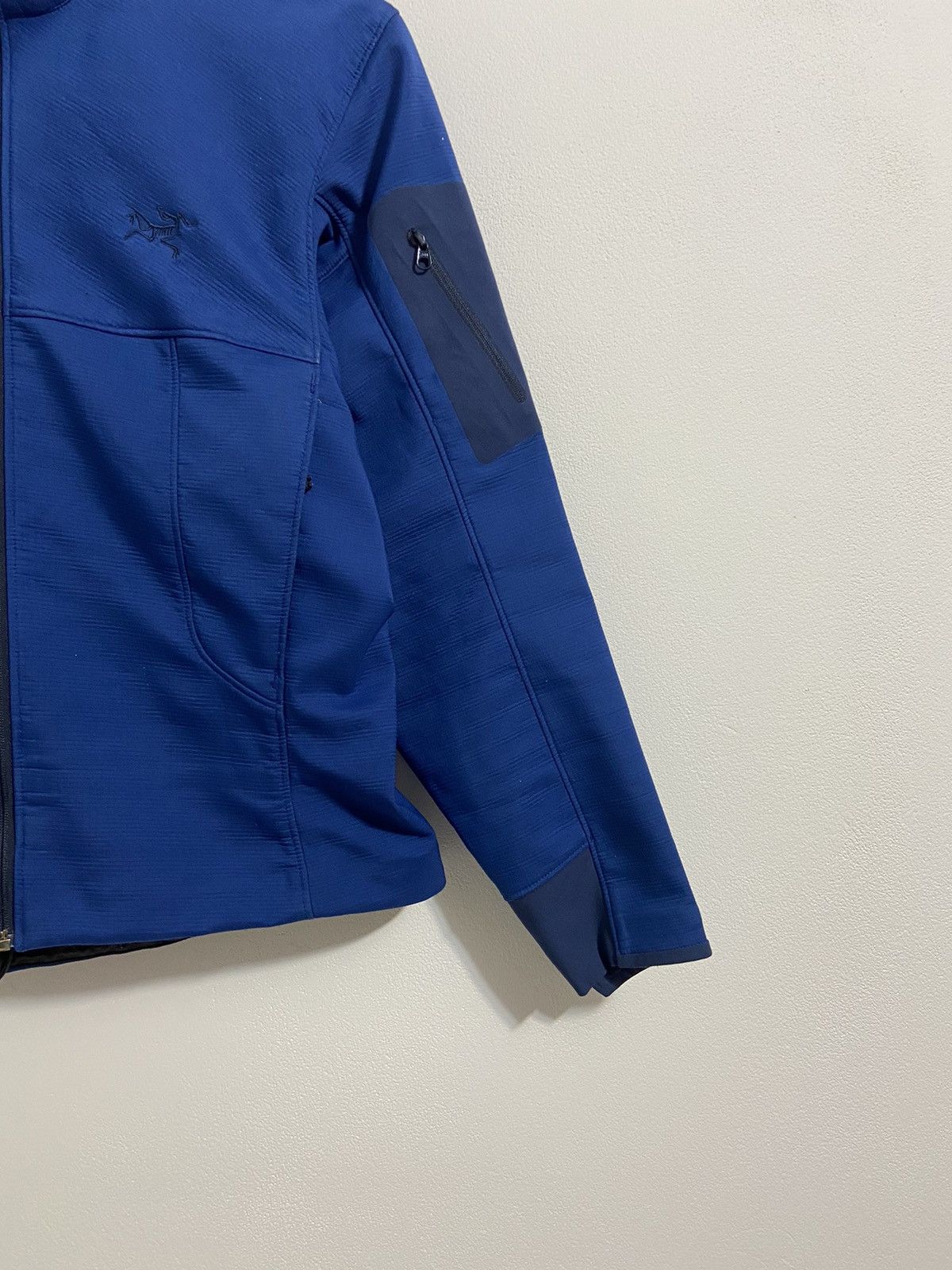 Arc'teryx Arc’teryx Women’s Jacket Softshell Vintage Size S / US 4 / IT 40 - 7 Thumbnail