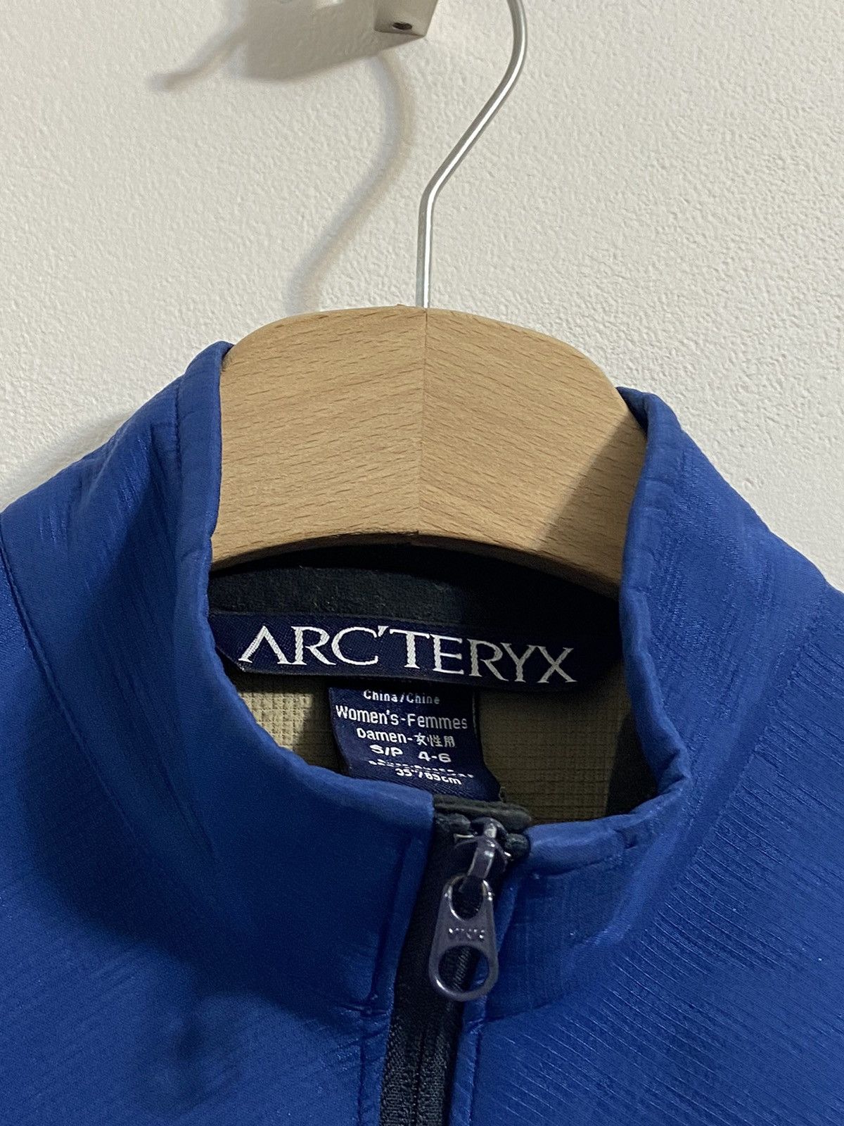 Arc'teryx Arc’teryx Women’s Jacket Softshell Vintage Size S / US 4 / IT 40 - 4 Thumbnail