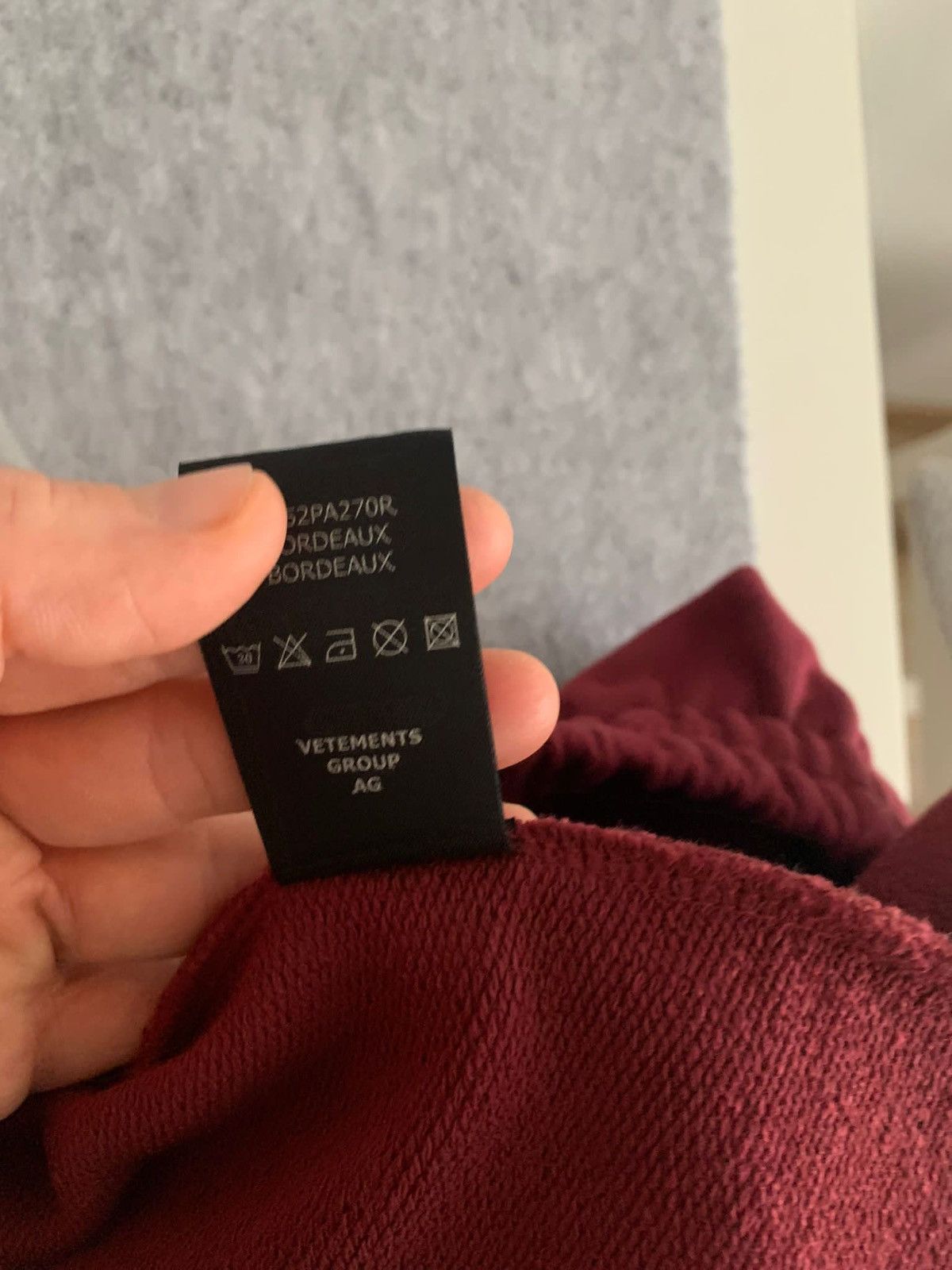 Vetements Vetements Logo Anarchy Sweatpants Size US 34 / EU 50 - 10 Thumbnail