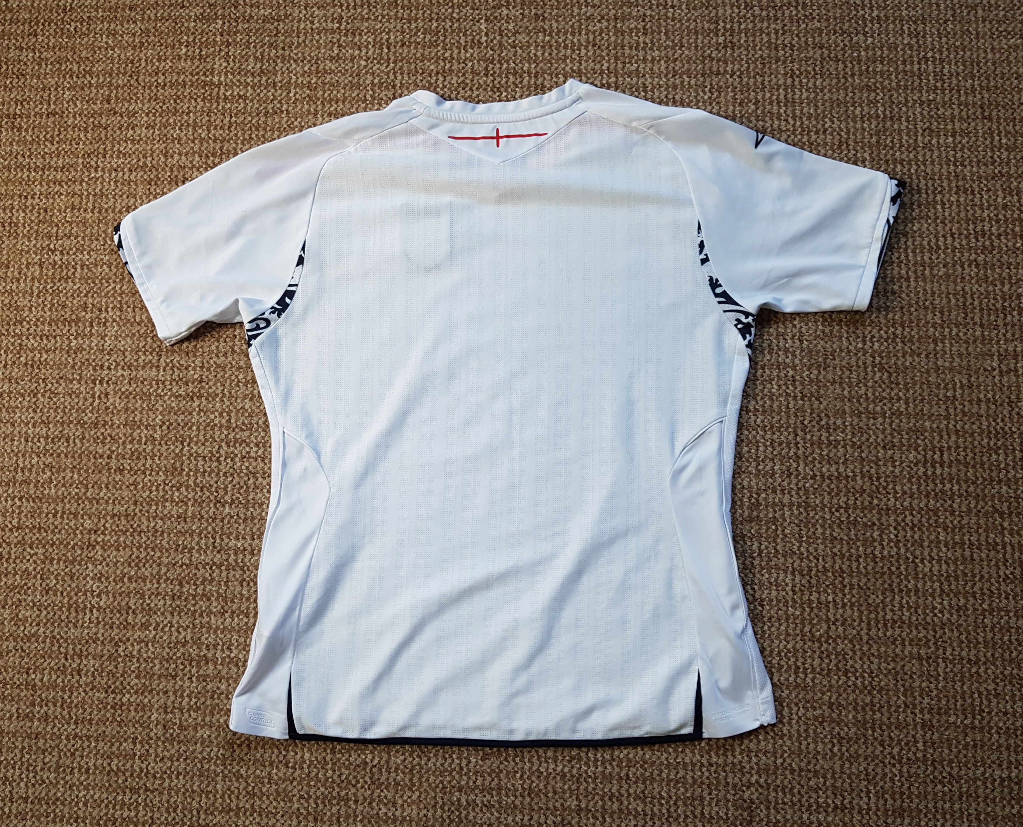 Umbro Vintage Umbro England 2008 Home Kit Soccer Football Jersey Size XL / US 12-14 / IT 48-50 - 6 Thumbnail