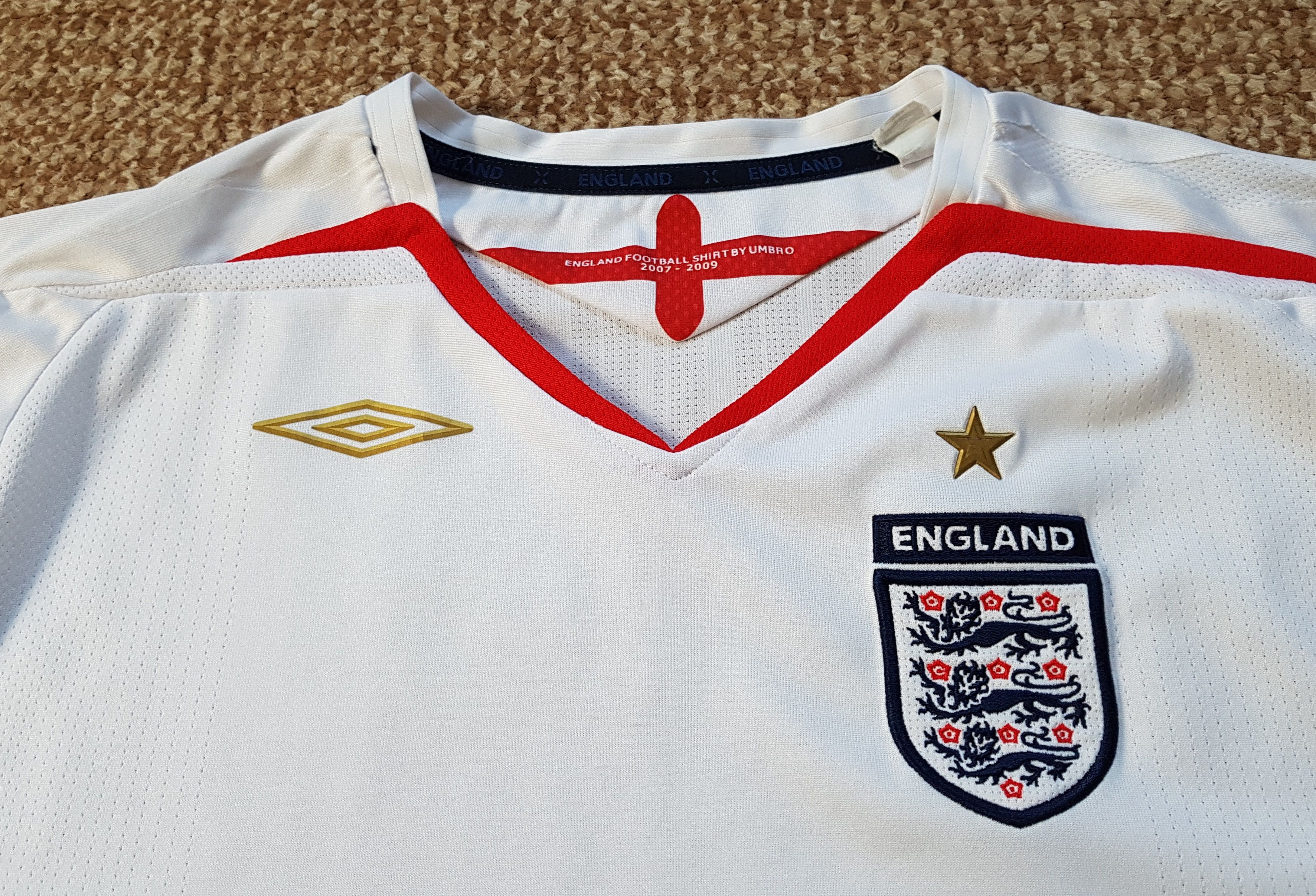 Umbro Vintage Umbro England 2008 Home Kit Soccer Football Jersey Size XL / US 12-14 / IT 48-50 - 3 Thumbnail