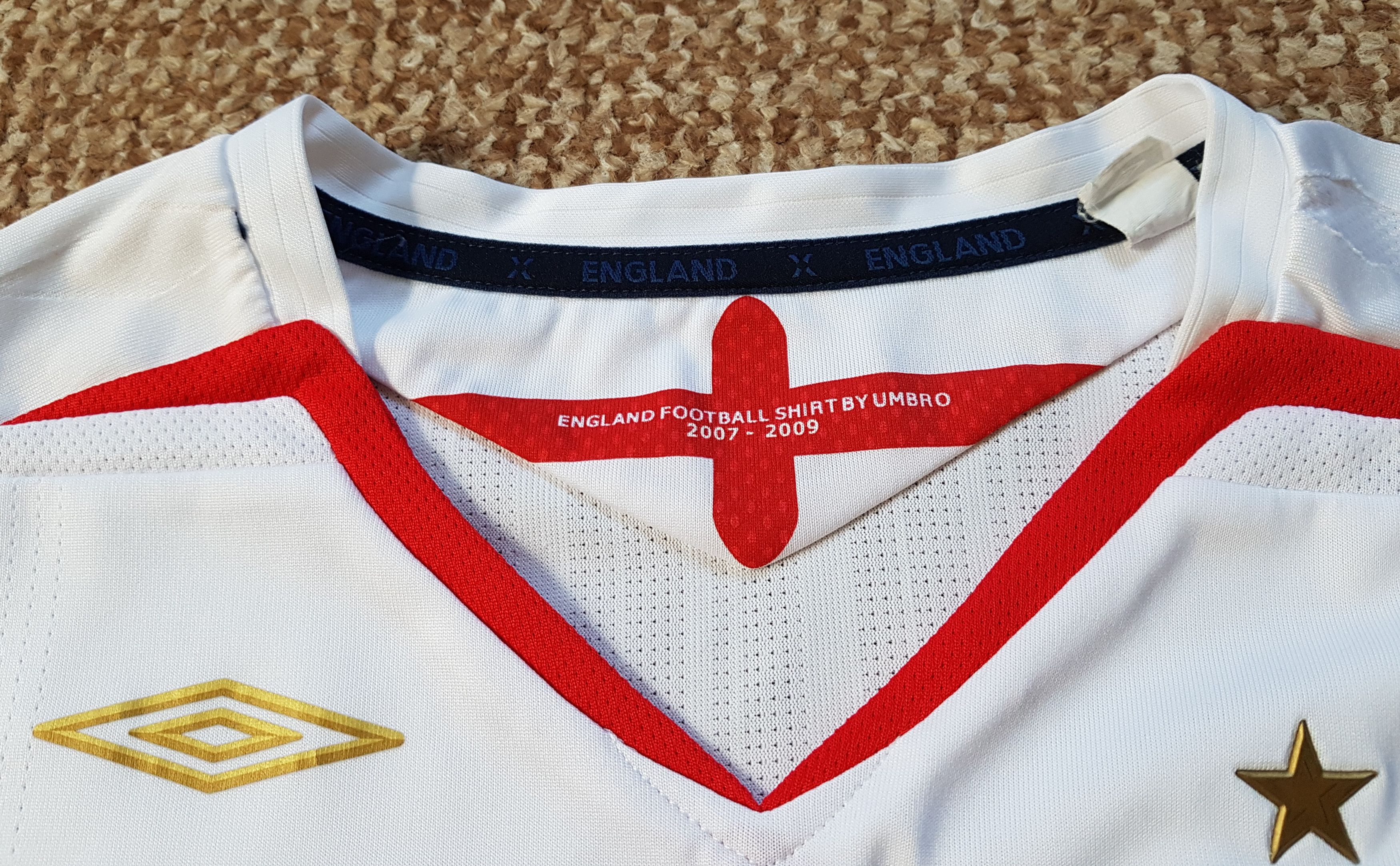 Umbro Vintage Umbro England 2008 Home Kit Soccer Football Jersey Size XL / US 12-14 / IT 48-50 - 5 Thumbnail