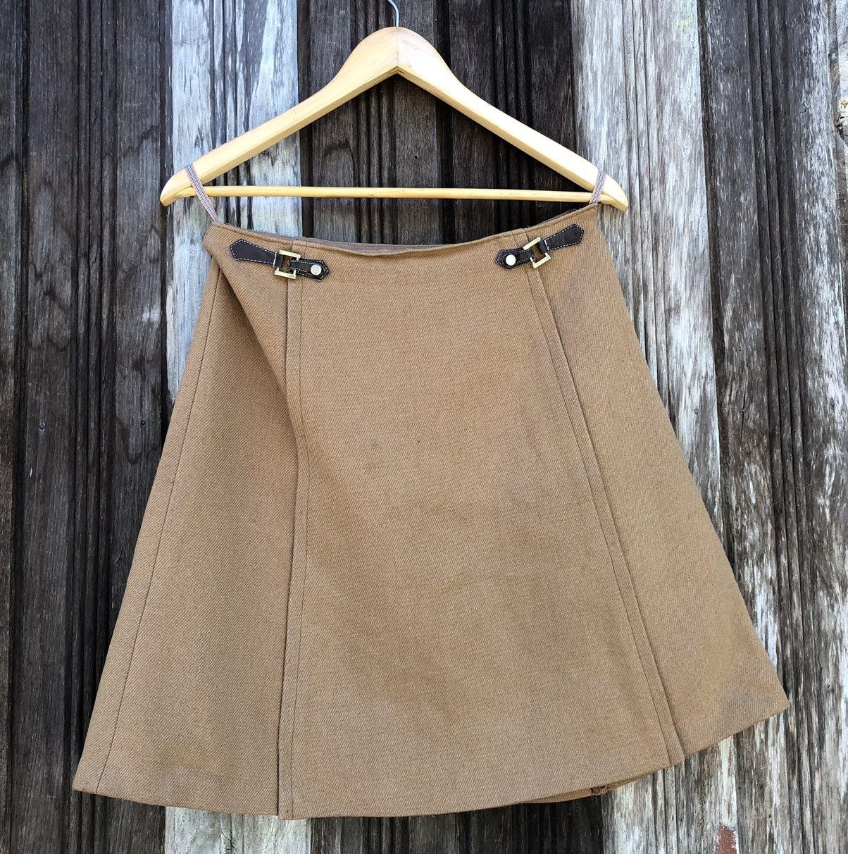 Burberry × Designer Burberry wool silk skirt Size 28" / US 6 / IT 42 - 1 Thumbnail