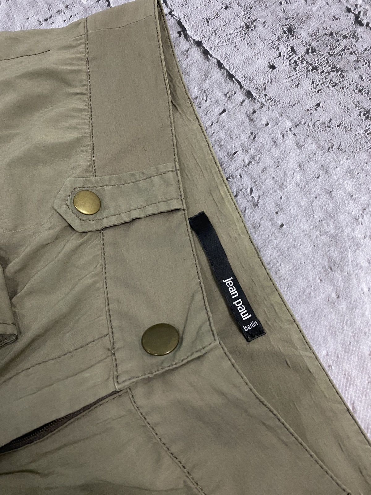 Jean Paul Gaultier × Vintage Jean Paul Berlin Vintage Shorts Khaki Size US 30 / EU 46 - 5 Thumbnail