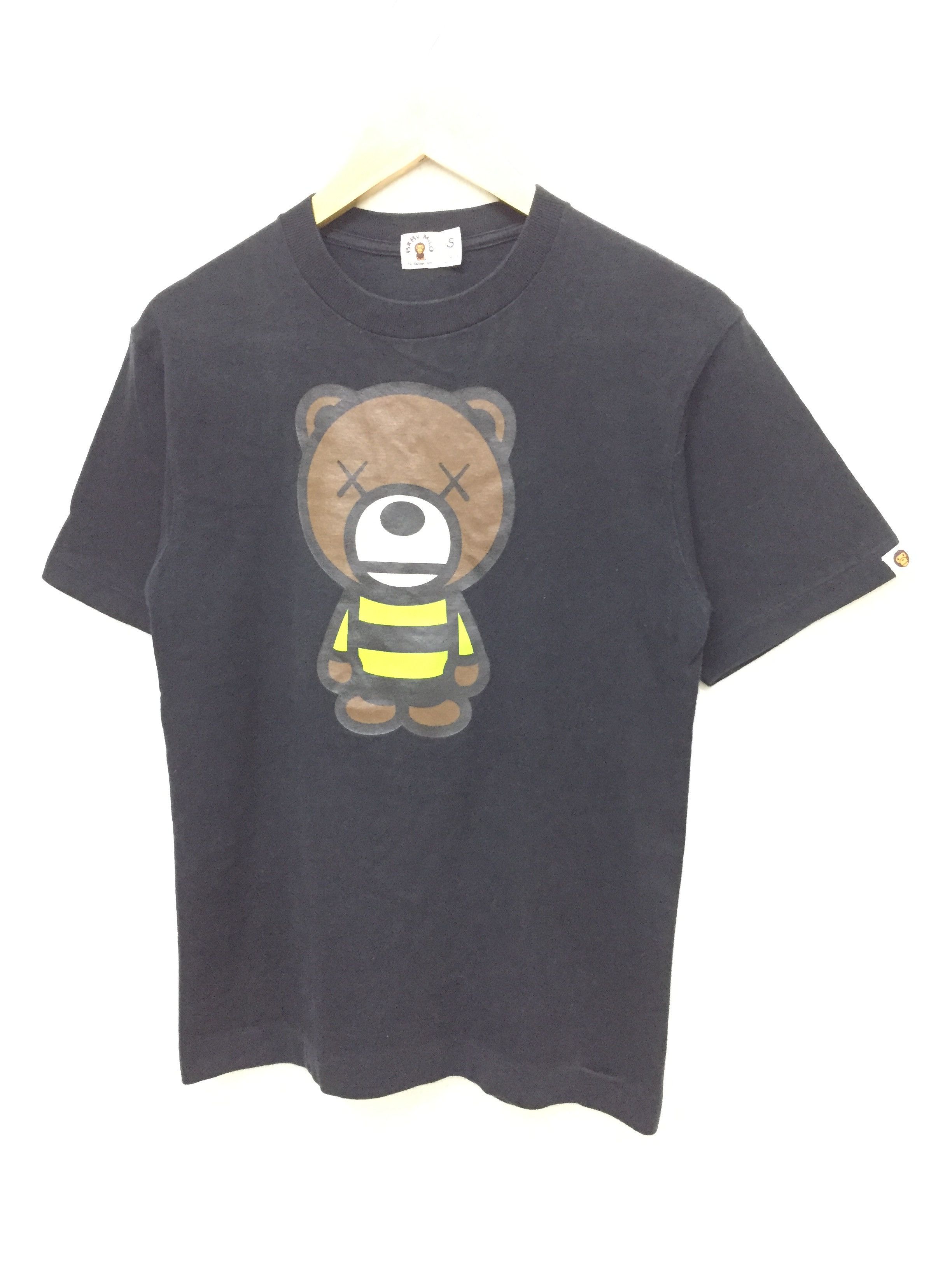 Bape × Kaws 2006 Bape kaws bear tee Size US S / EU 44-46 / 1 - 2 Thumbnail