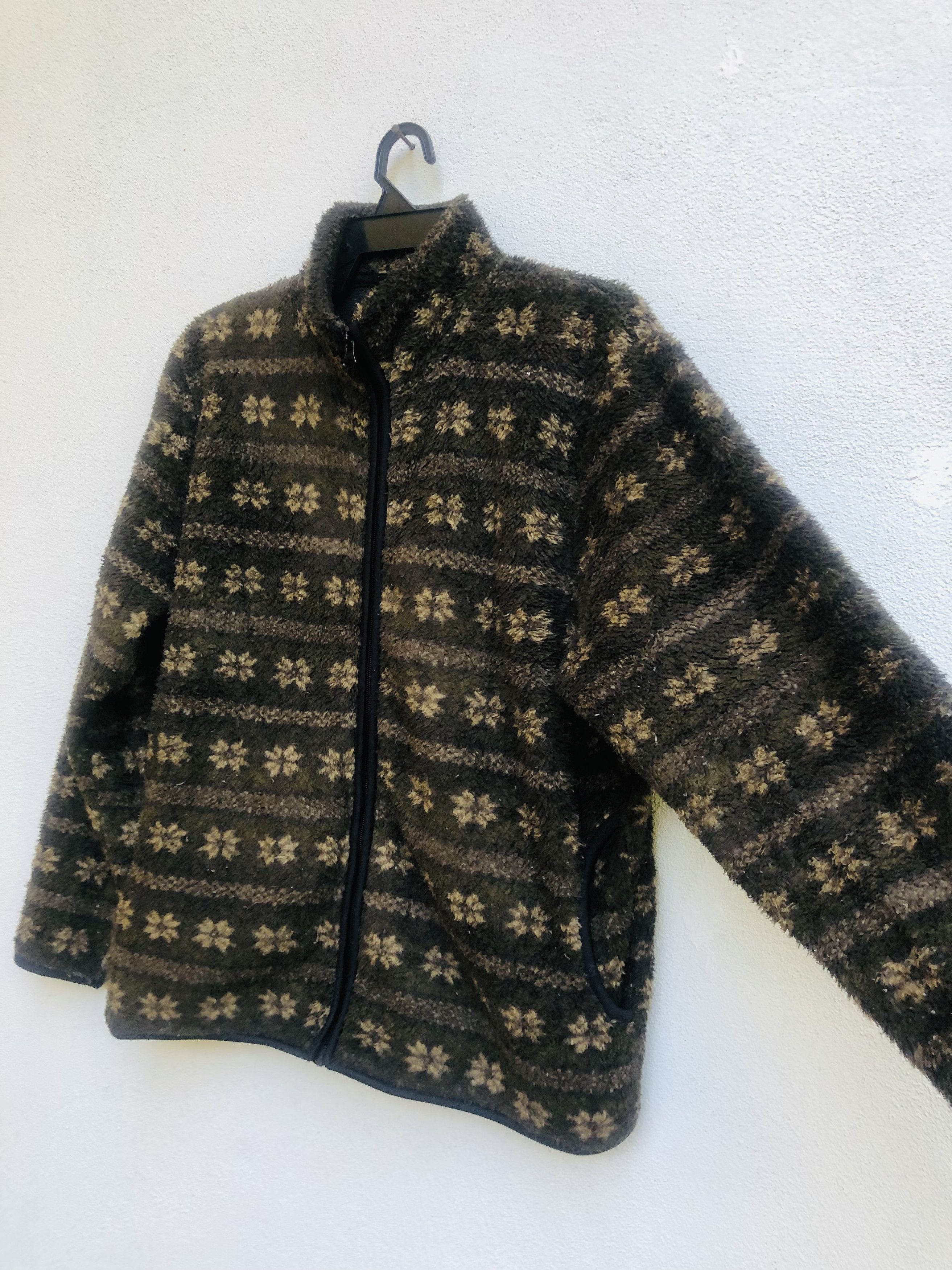 Japanese Brand × Vintage Vintage Uni Well Knitwear Japanese Designed Fashion Style Size US M / EU 48-50 / 2 - 5 Thumbnail