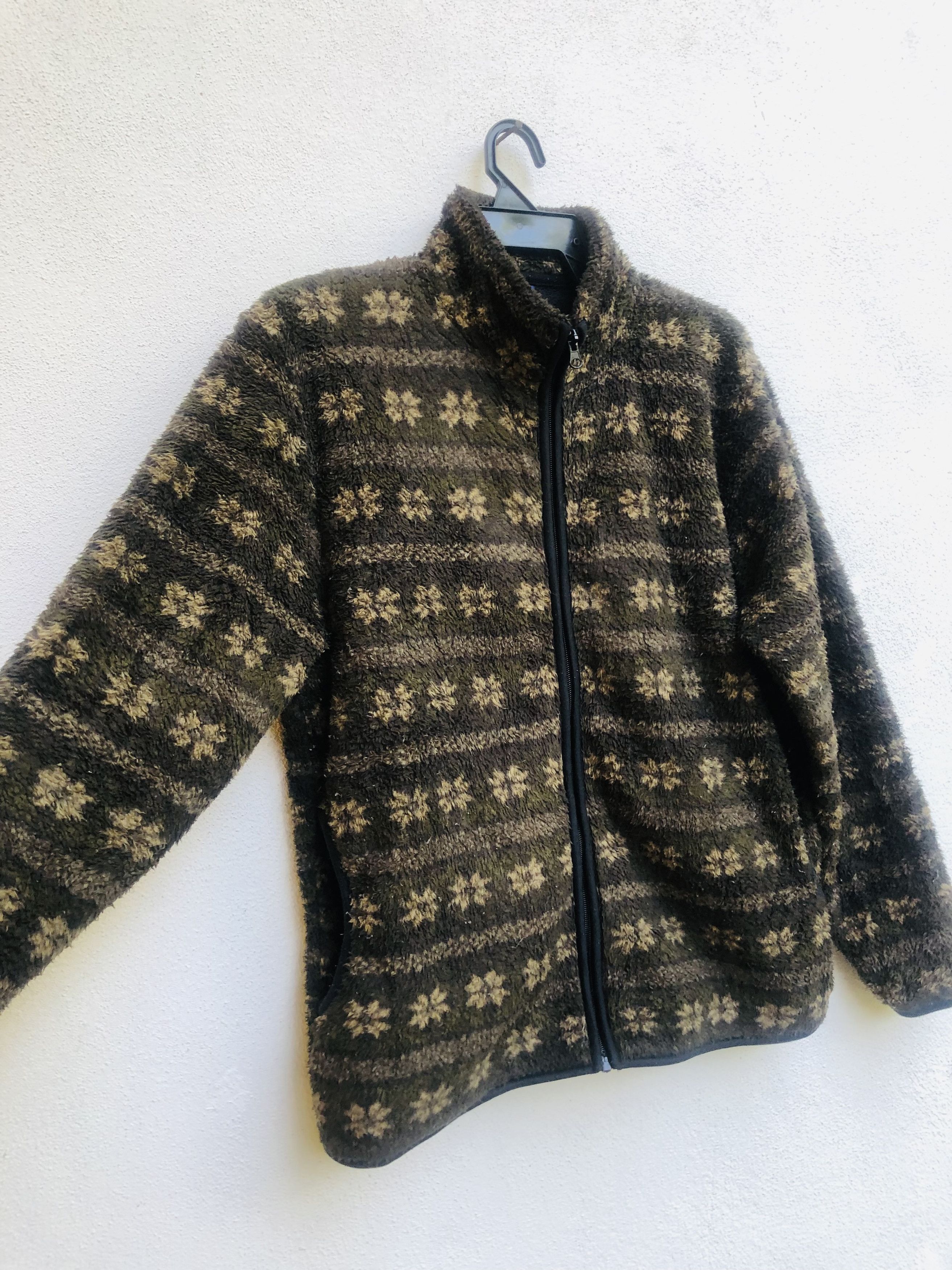 Japanese Brand × Vintage Vintage Uni Well Knitwear Japanese Designed Fashion Style Size US M / EU 48-50 / 2 - 6 Thumbnail