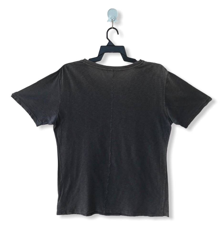 Undercover × Uniqlo UU UNIQLO X UNDERCOVER BIG LOGO TEE Size US L / EU 52-54 / 3 - 2 Thumbnail