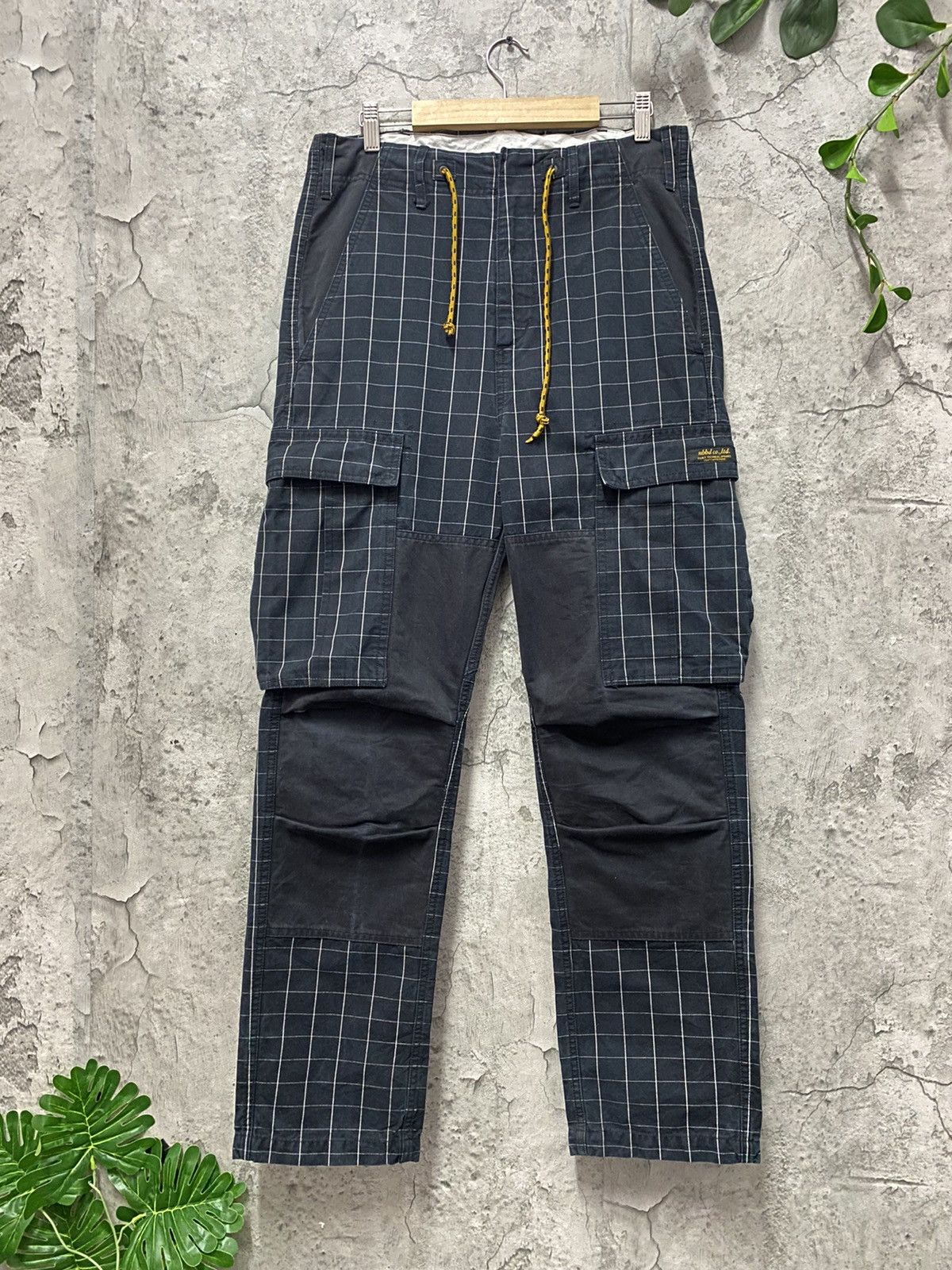Burton × Neighborhood AW15 NBHD X BURTON Utility Tactical Cargo Pants Size US 32 / EU 48 - 1 Thumbnail
