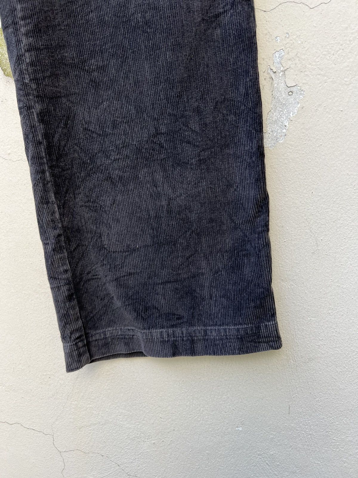 Oakley Vintage Oakley Faded Black Cord Wide Leg Jeans Size US 30 / EU 46 - 13 Thumbnail