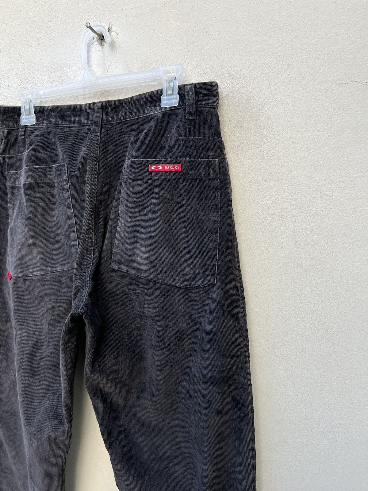 Oakley Vintage Oakley Faded Black Cord Wide Leg Jeans Size US 30 / EU 46 - 18 Thumbnail