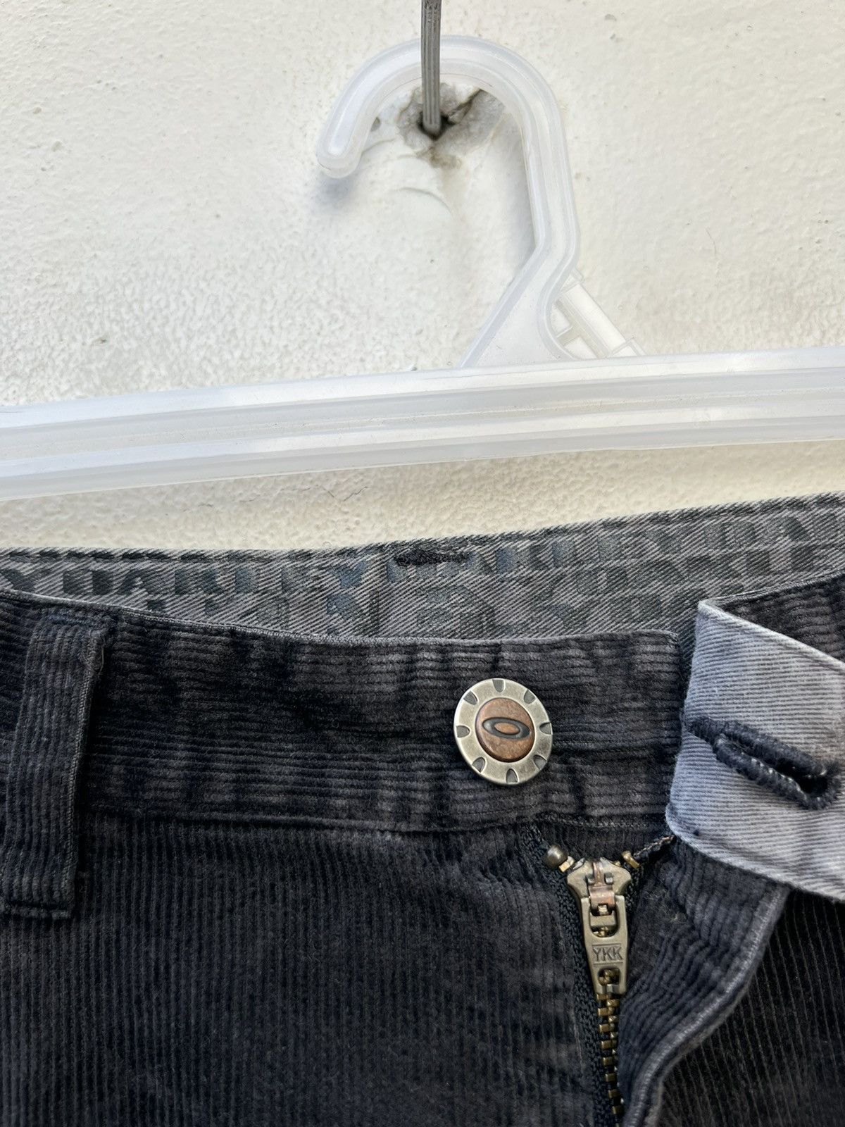 Oakley Vintage Oakley Faded Black Cord Wide Leg Jeans Size US 30 / EU 46 - 8 Thumbnail