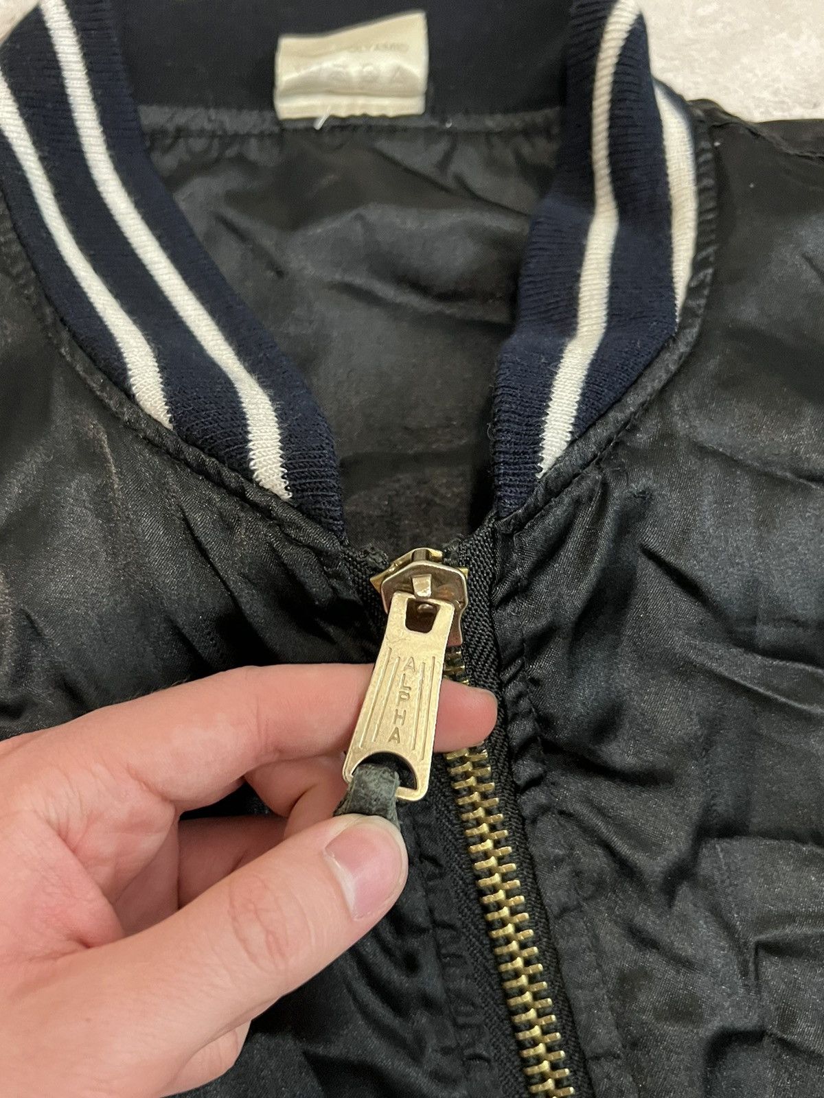 Vintage Ma1 Flyer Black Vintage Nylon Bomber Jacket BoxyFit Oversize Size US M / EU 48-50 / 2 - 7 Thumbnail