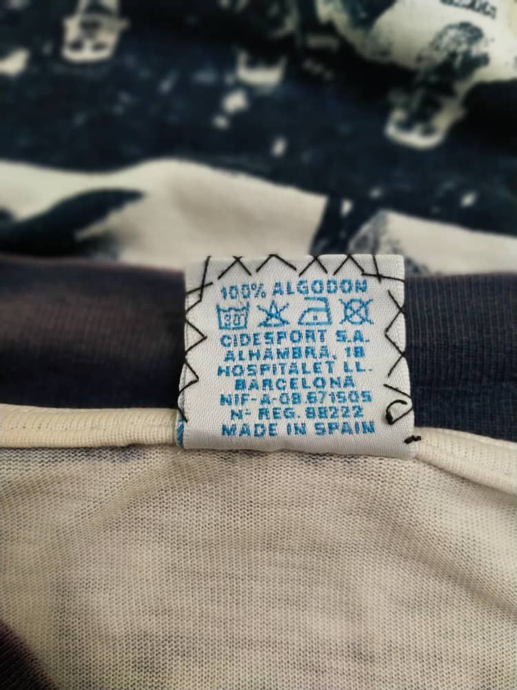 Nike Vintage Rare Nike Basketball full print t-shirt Size US L / EU 52-54 / 3 - 10 Thumbnail
