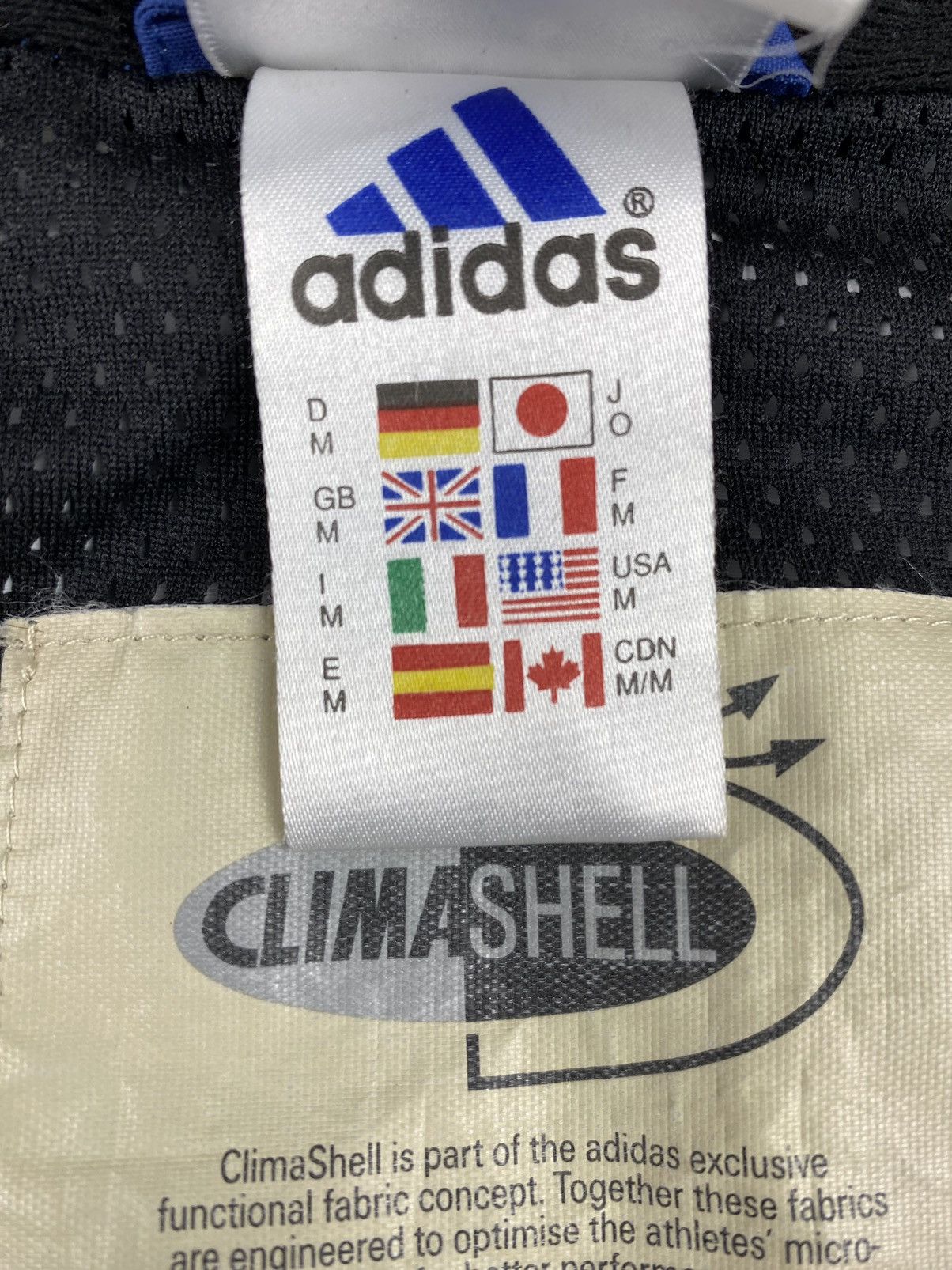 Adidas × Vintage Vintage Adidas Adventure Climashel Y2K Anorak Jacket Size M Size US M / EU 48-50 / 2 - 11 Thumbnail
