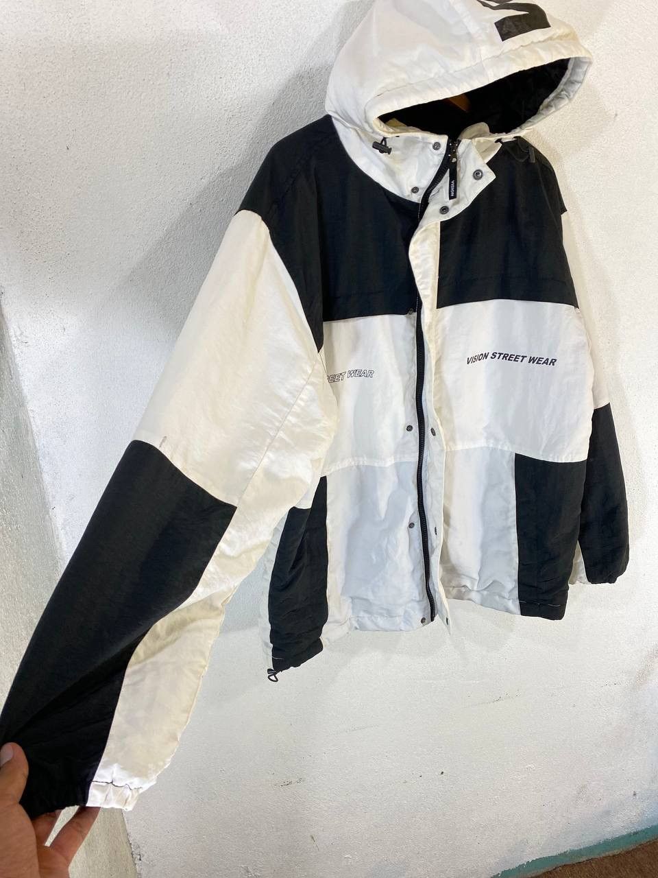 Vintage Vision Streetwear Black & White Jacket Size US L / EU 52-54 / 3 - 3 Thumbnail