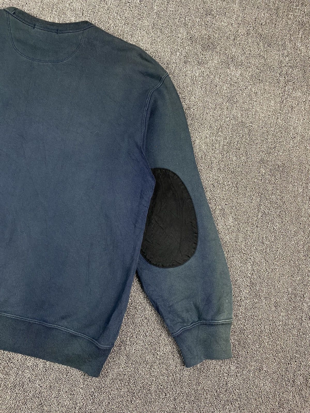 JW Anderson × Uniqlo Sunfaded Pocket Sweatshirt Elbow Patch Size US L / EU 52-54 / 3 - 8 Thumbnail