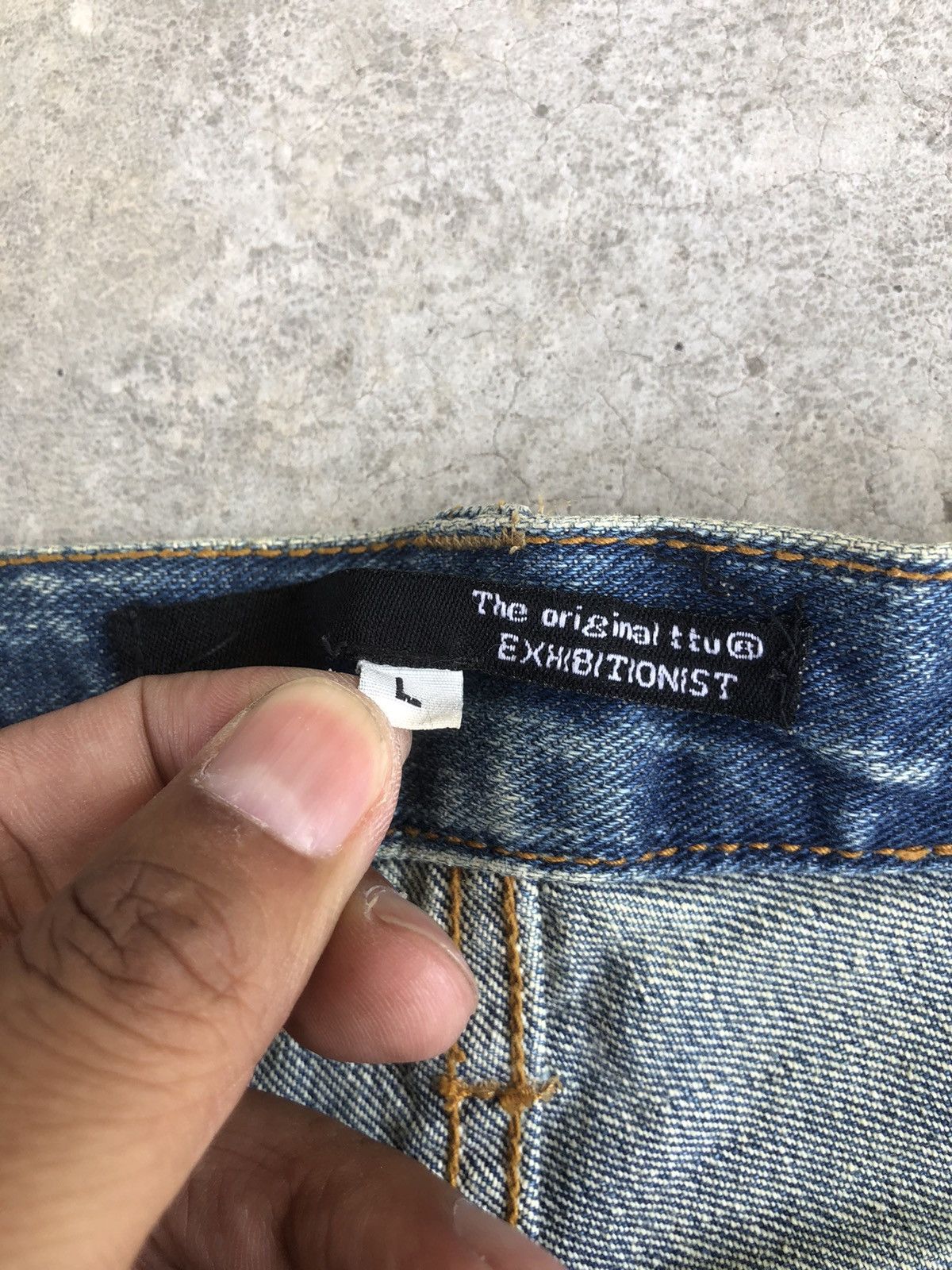 Who Decides War Rare Exhibitionist ttu Distressed Jeans Size US 33 - 18 Thumbnail