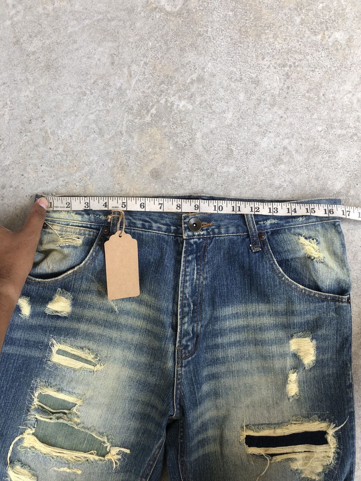 Who Decides War Rare Exhibitionist ttu Distressed Jeans Size US 33 - 21 Thumbnail