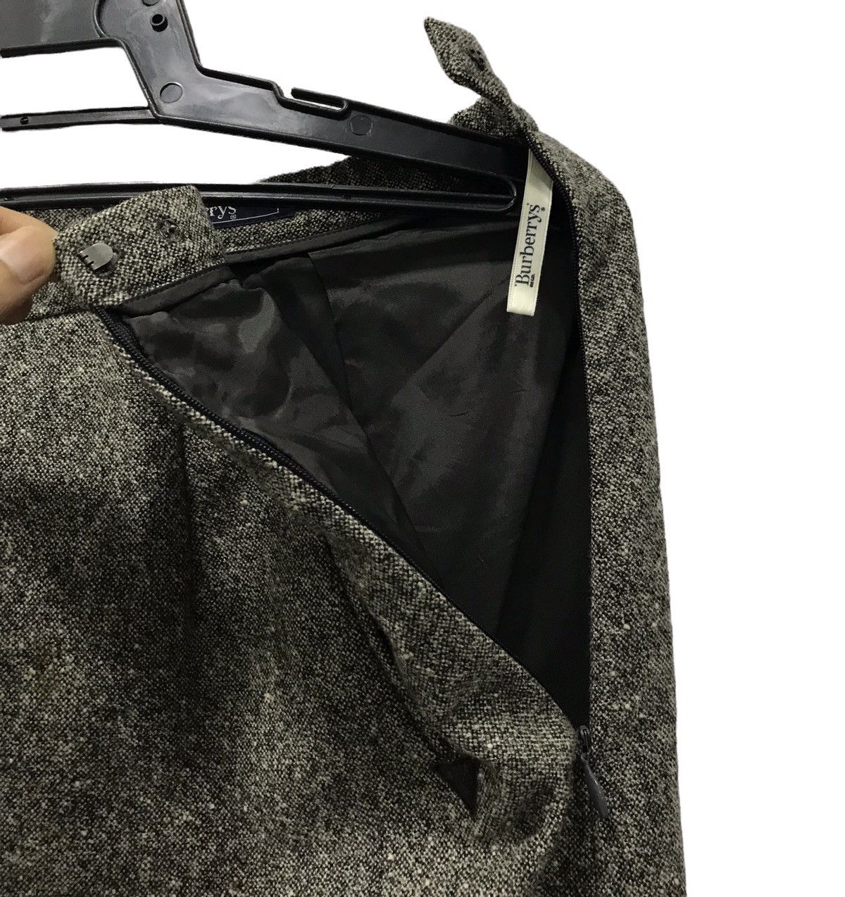 Burberry BURBERRYS SKIRT Size 29" - 7 Thumbnail