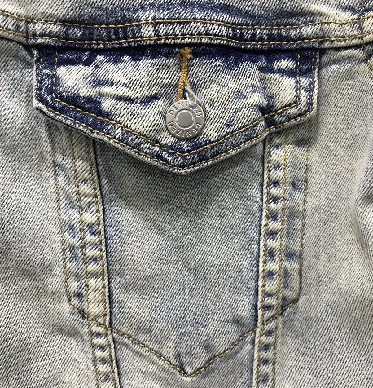 Denizen × Levi's DENIZEN FROM LEVIS DENIM JACKET Size US M / EU 48-50 / 2 - 5 Thumbnail
