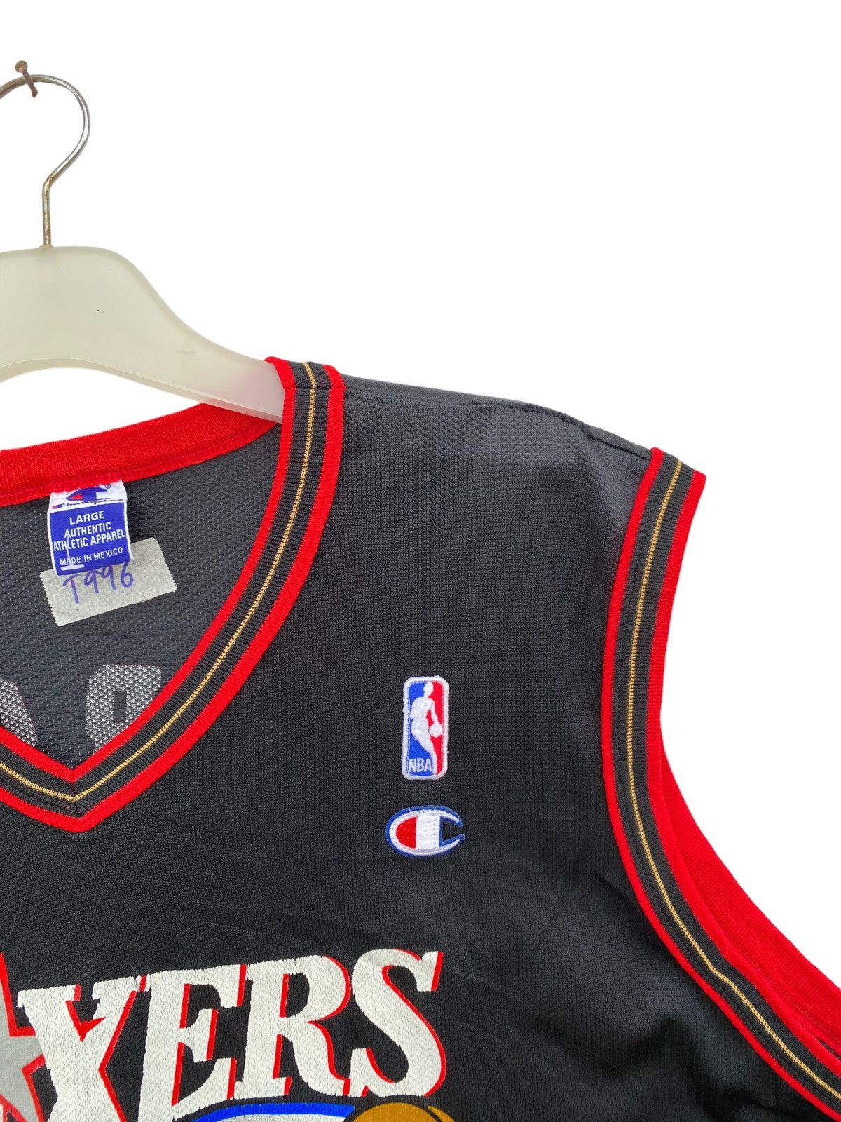 Champion × NBA × Vintage Vintage Allen Iverson Philadelphia Sixers Jersey Size US L / EU 52-54 / 3 - 4 Thumbnail