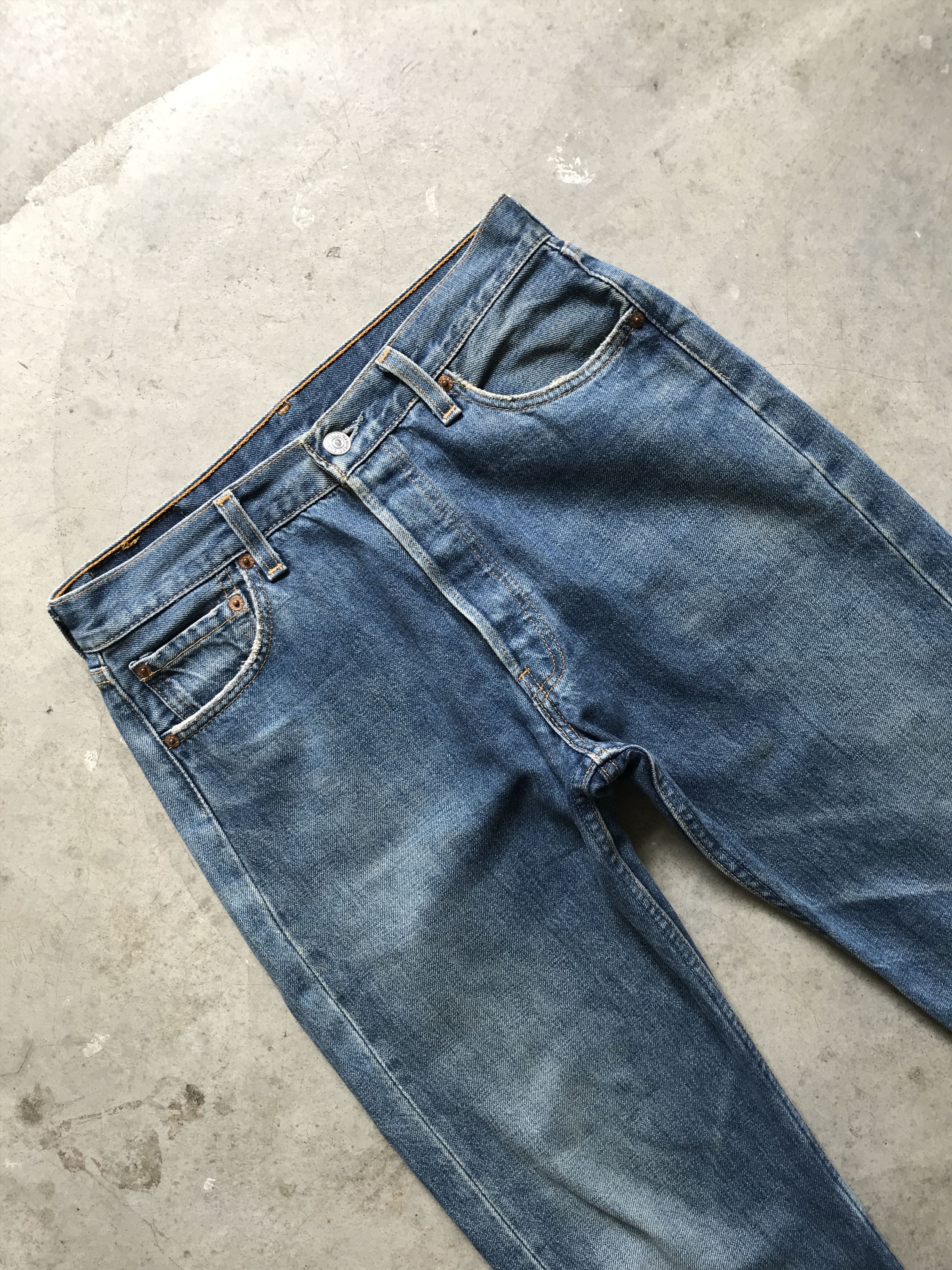 Levi's VLEV68 - Vintage Levis 501 Medium Wash Jeans Size US 29 - 2 Thumbnail