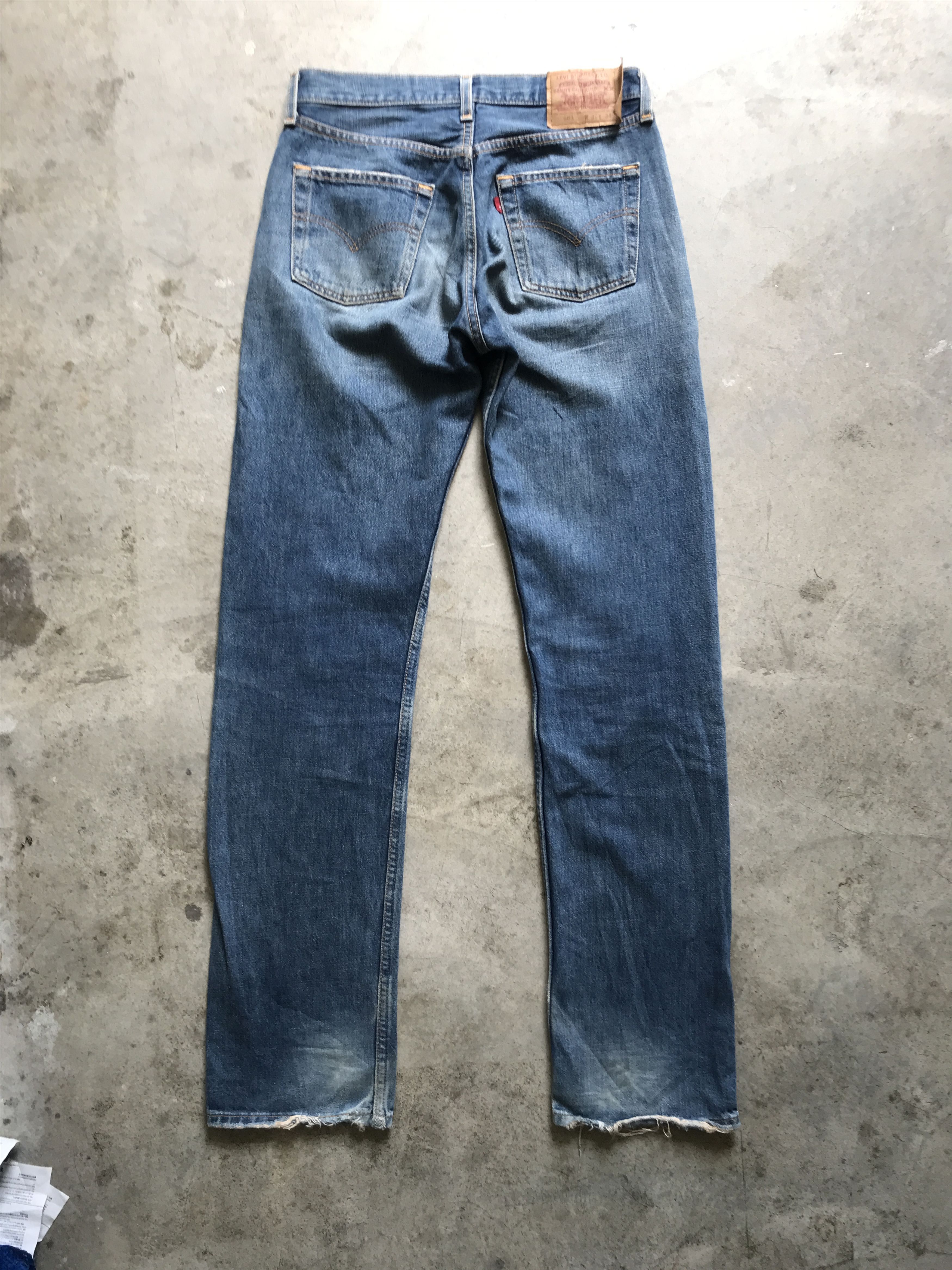 Levi's VLEV68 - Vintage Levis 501 Medium Wash Jeans Size US 29 - 9 Thumbnail