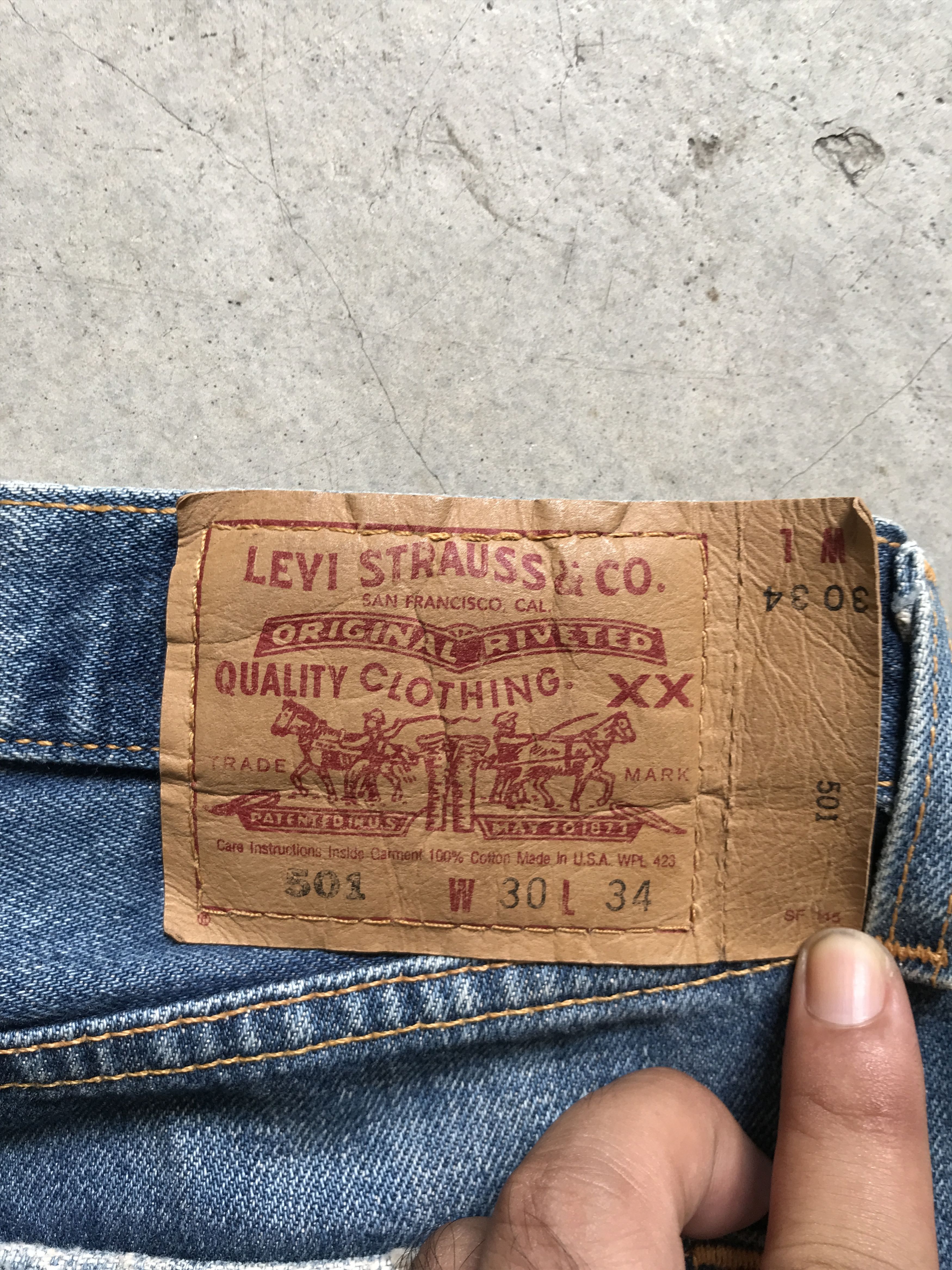 Levi's VLEV68 - Vintage Levis 501 Medium Wash Jeans Size US 29 - 15 Thumbnail