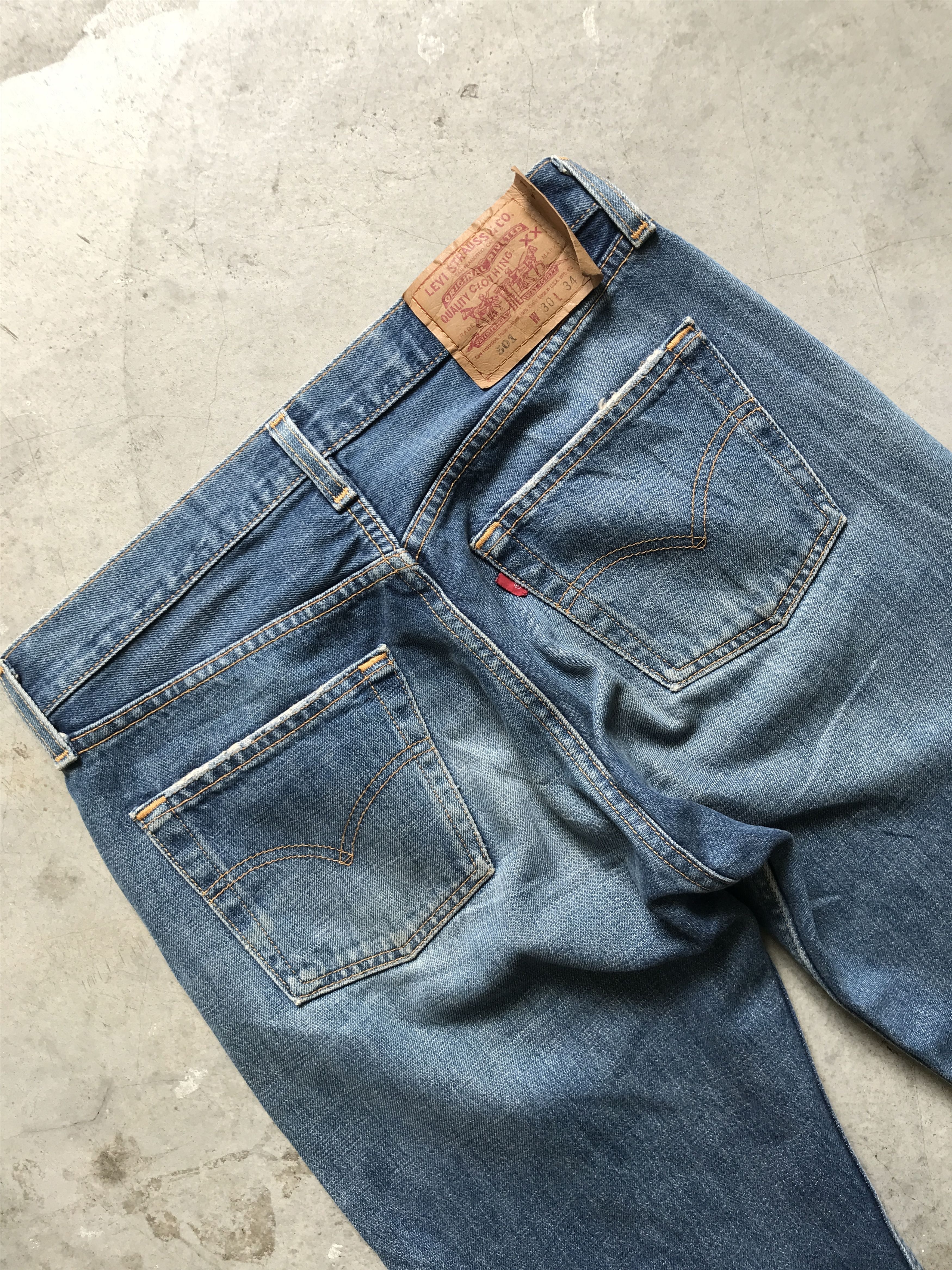 Levi's VLEV68 - Vintage Levis 501 Medium Wash Jeans Size US 29 - 10 Thumbnail