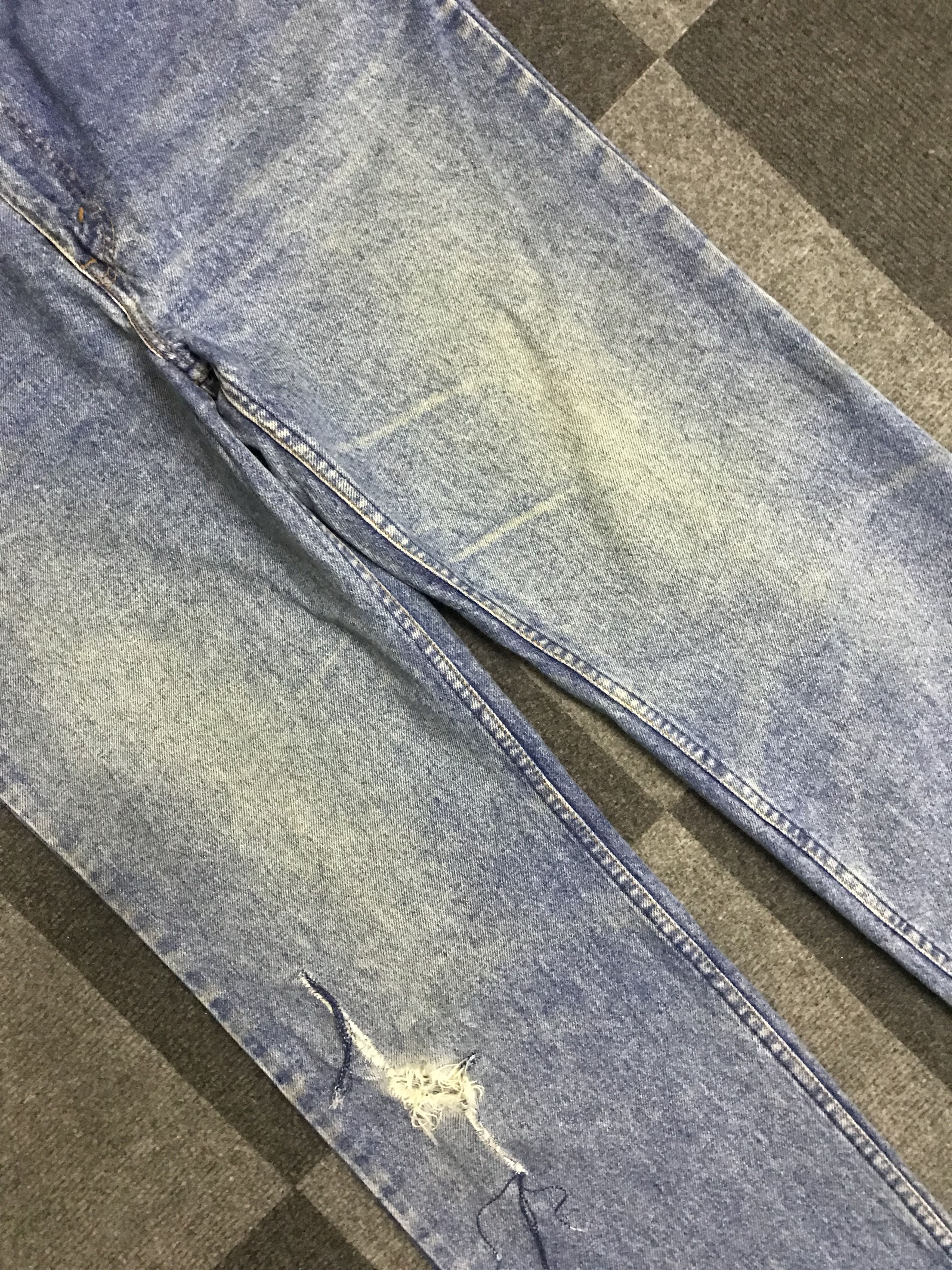 Levi's VLEV122-Vtg Levis 505 Medium Wash Distressed Jeans Size US 37 - 3 Thumbnail