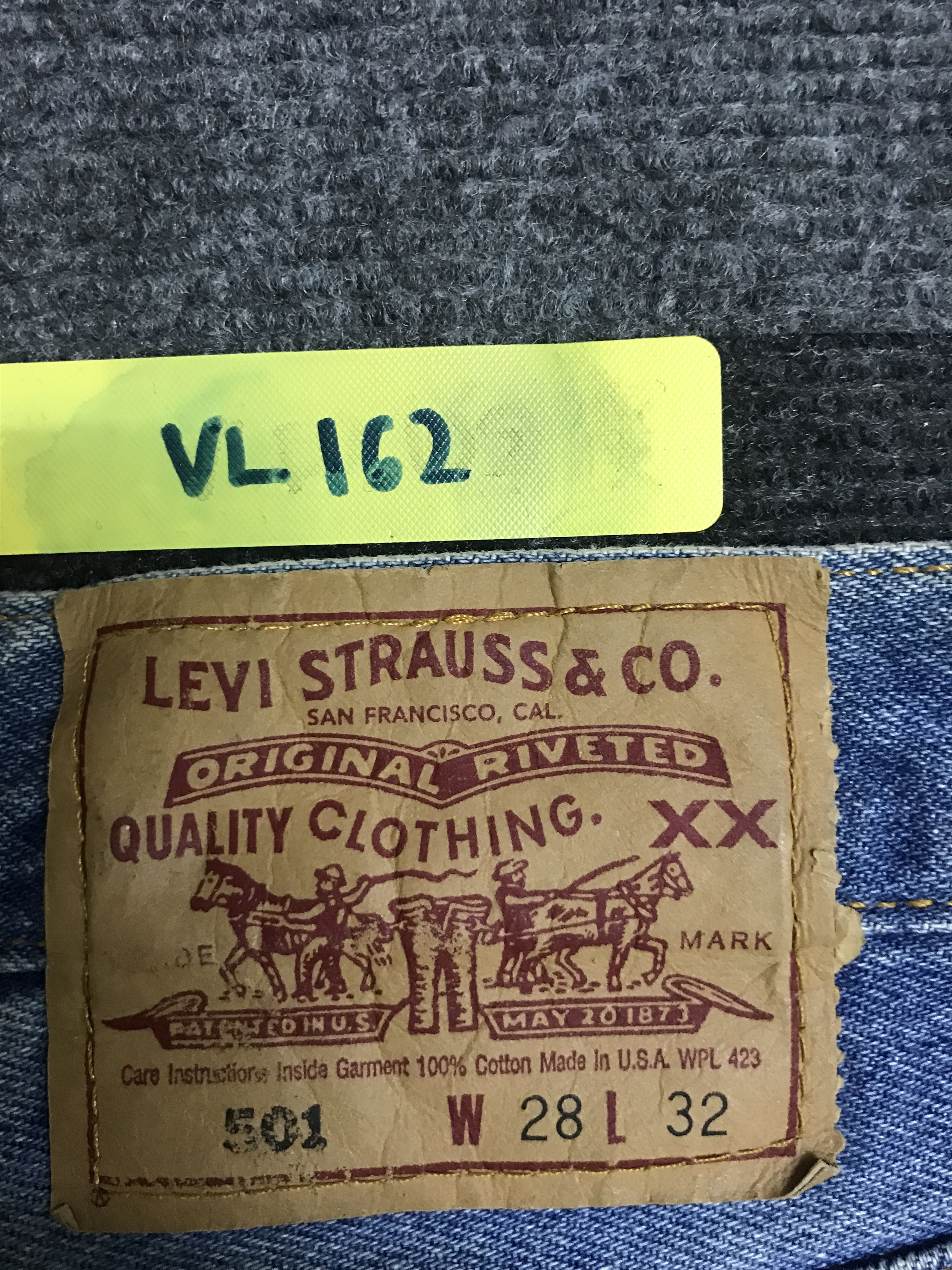 Levi's VL162-Vintage Levis 501 Medium Wash Jeans Size US 27 - 15 Thumbnail