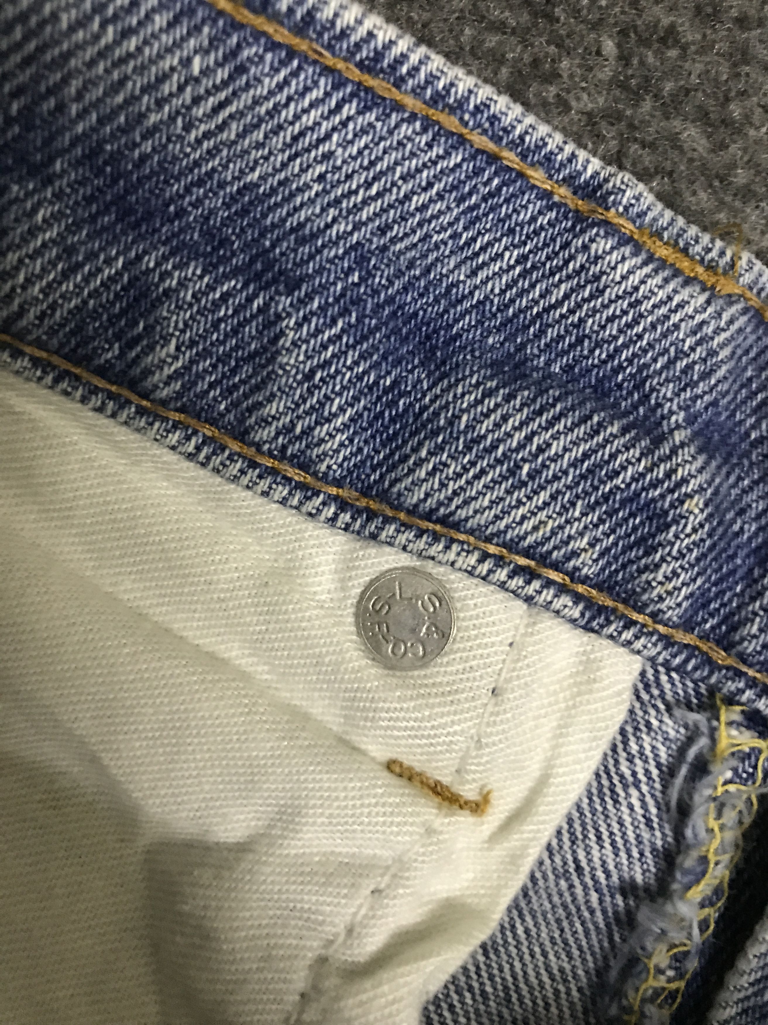 Levi's VLEV107 Vintage Levis 505 Medium Wash Jeans Size US 30 / EU 46 - 14 Thumbnail
