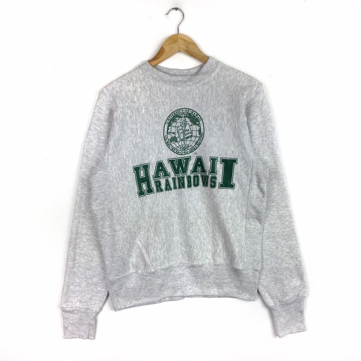 Vintage Vintage UNIVERSITY HAWAII Rainbow Sweatshirt Jumper Pullover Size US S / EU 44-46 / 1 - 1 Thumbnail