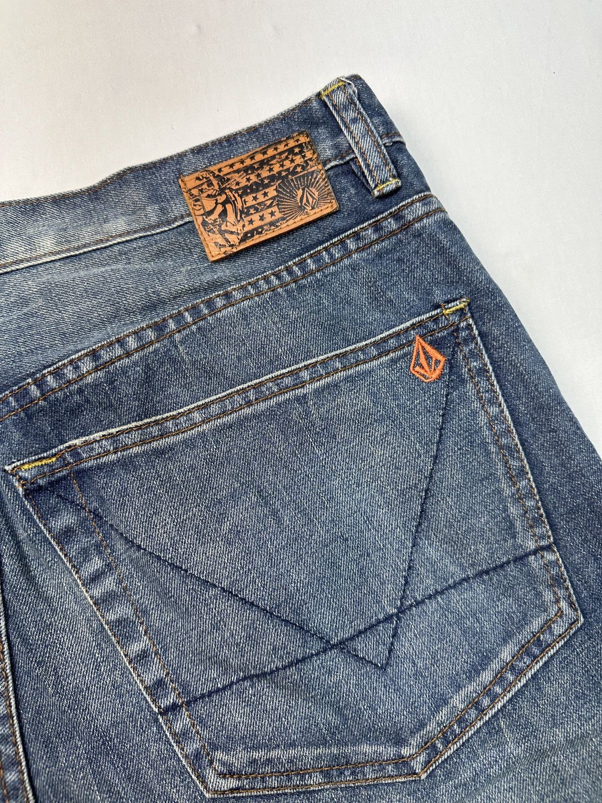 Volcom Vintage Volcom denim jeans pants Size US 37 - 22 Thumbnail