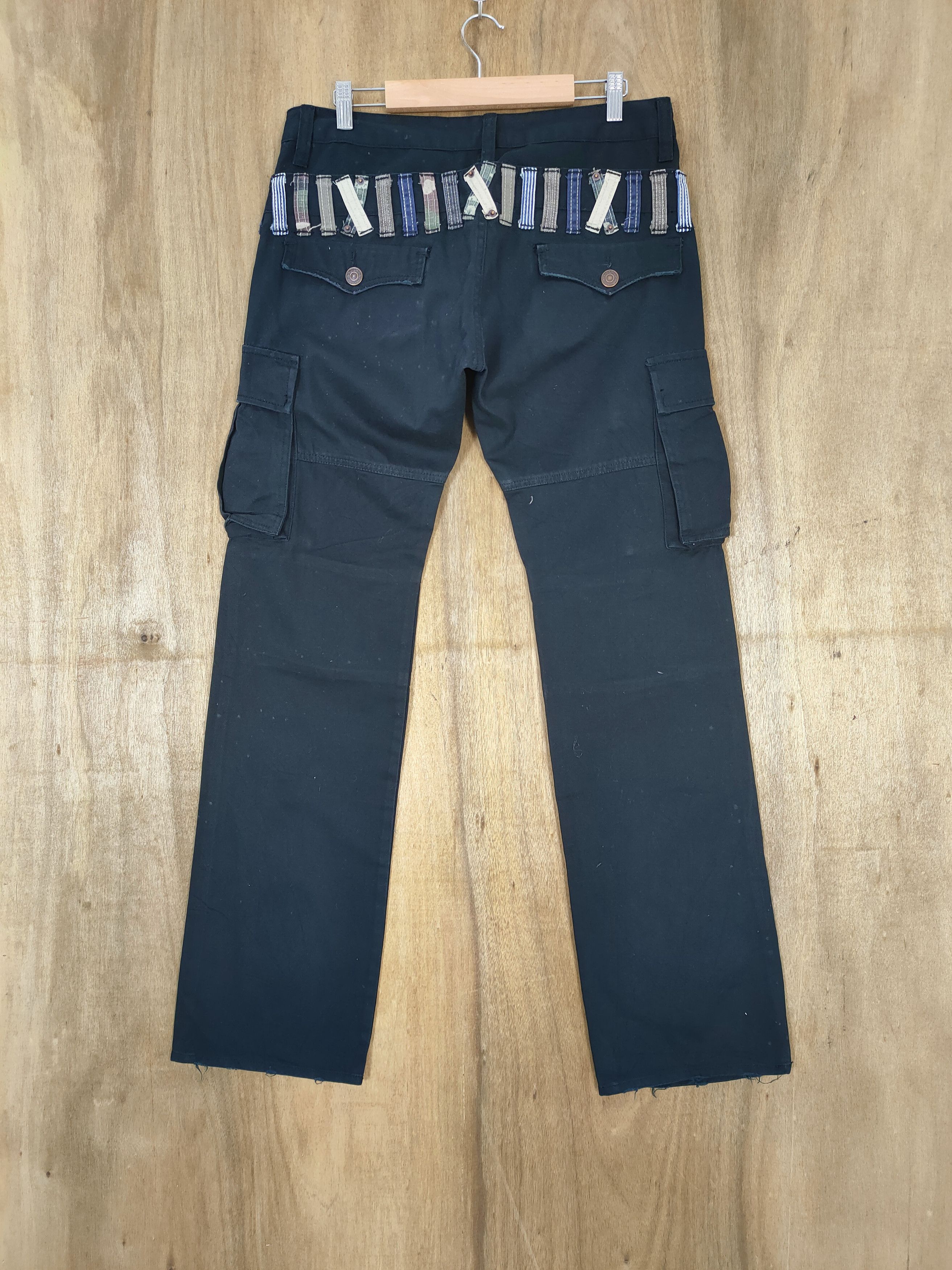 Japanese Brand #1 DOMINATED DOUBLE WAIST BLACK CARGO PANTS Size US 32 / EU 48 - 8 Thumbnail