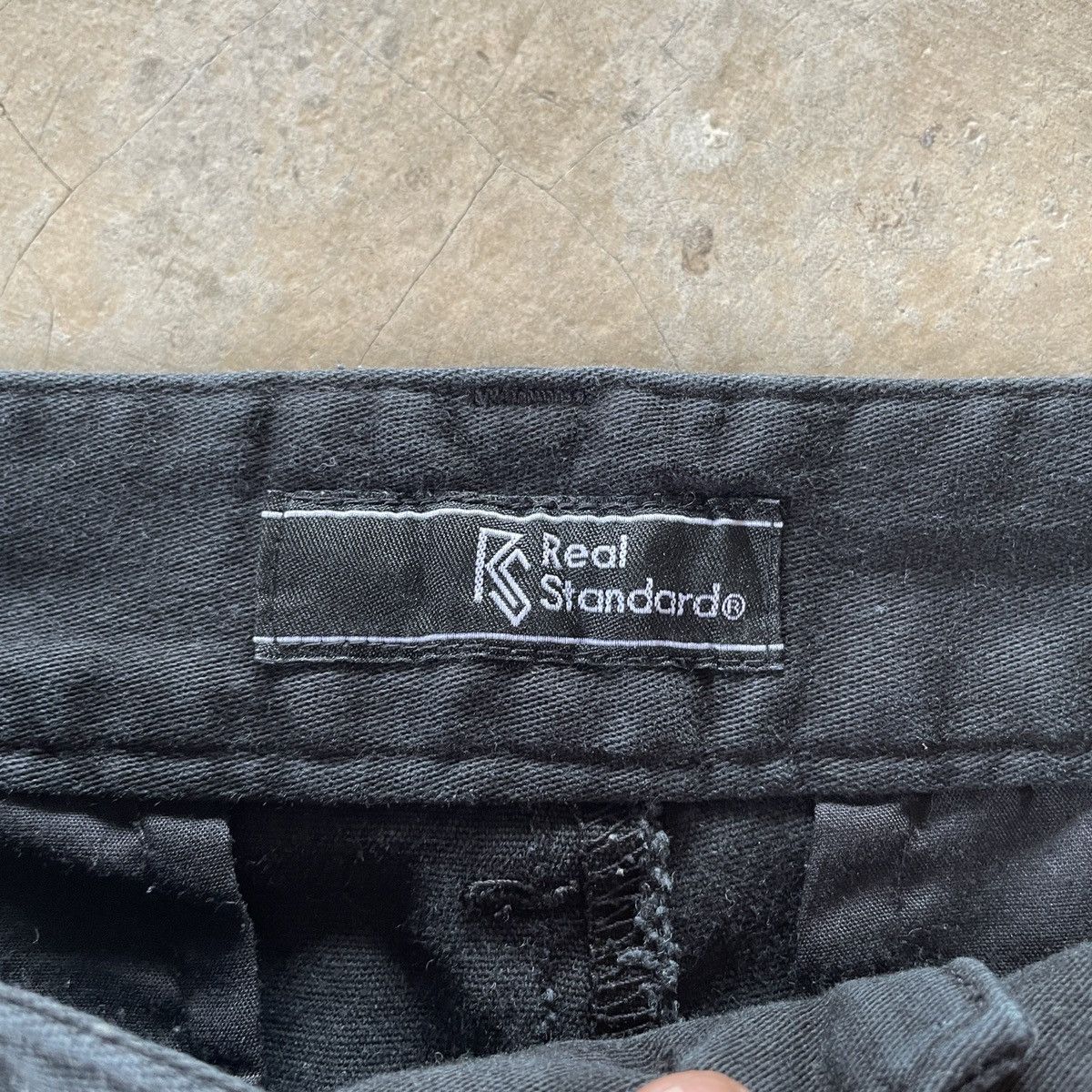 Japanese Brand Vintage Real Standard Japan Faded Black Trouser Casual Pants Size US 32 / EU 48 - 7 Thumbnail