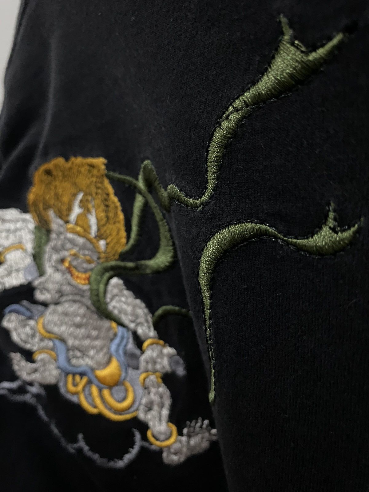 Vintage Vintage Bootleg SUKAJAN DEMONIC EVIL EMBROIDED T-Shirt Size US XL / EU 56 / 4 - 3 Thumbnail
