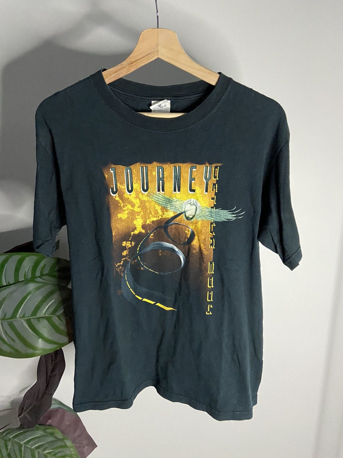 VINTAGE JOURNEY X BAND TEES💔💔😊