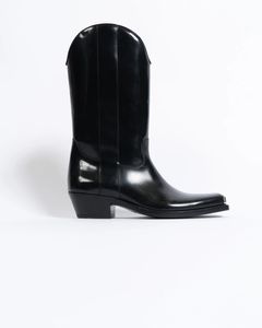 Calvin klein 25w39nyc hot sale black boots