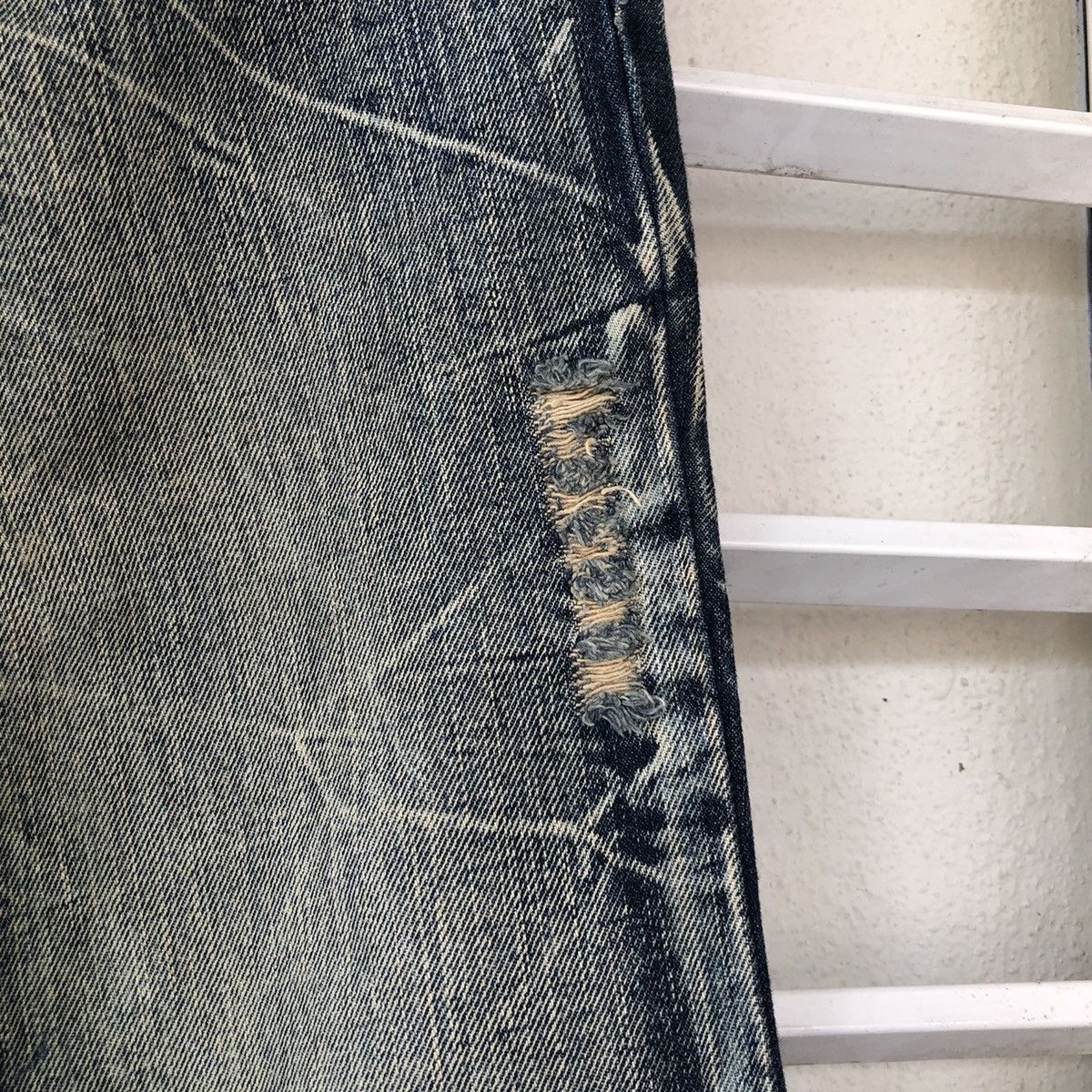 Japanese Brand KUI distressed flared denim bell bottom Size US 34 / EU 50 - 5 Thumbnail