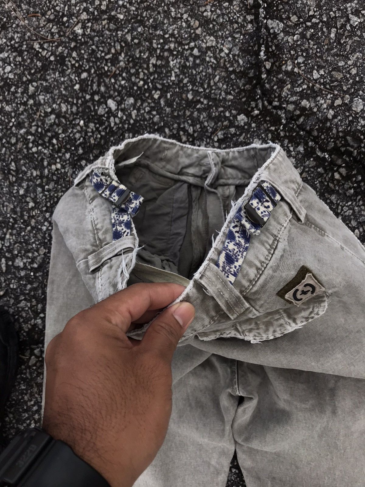 (+)PEOPLE Vintage Italian Designers (+) People Distressed Cargo Pants Size US 31 - 18 Thumbnail