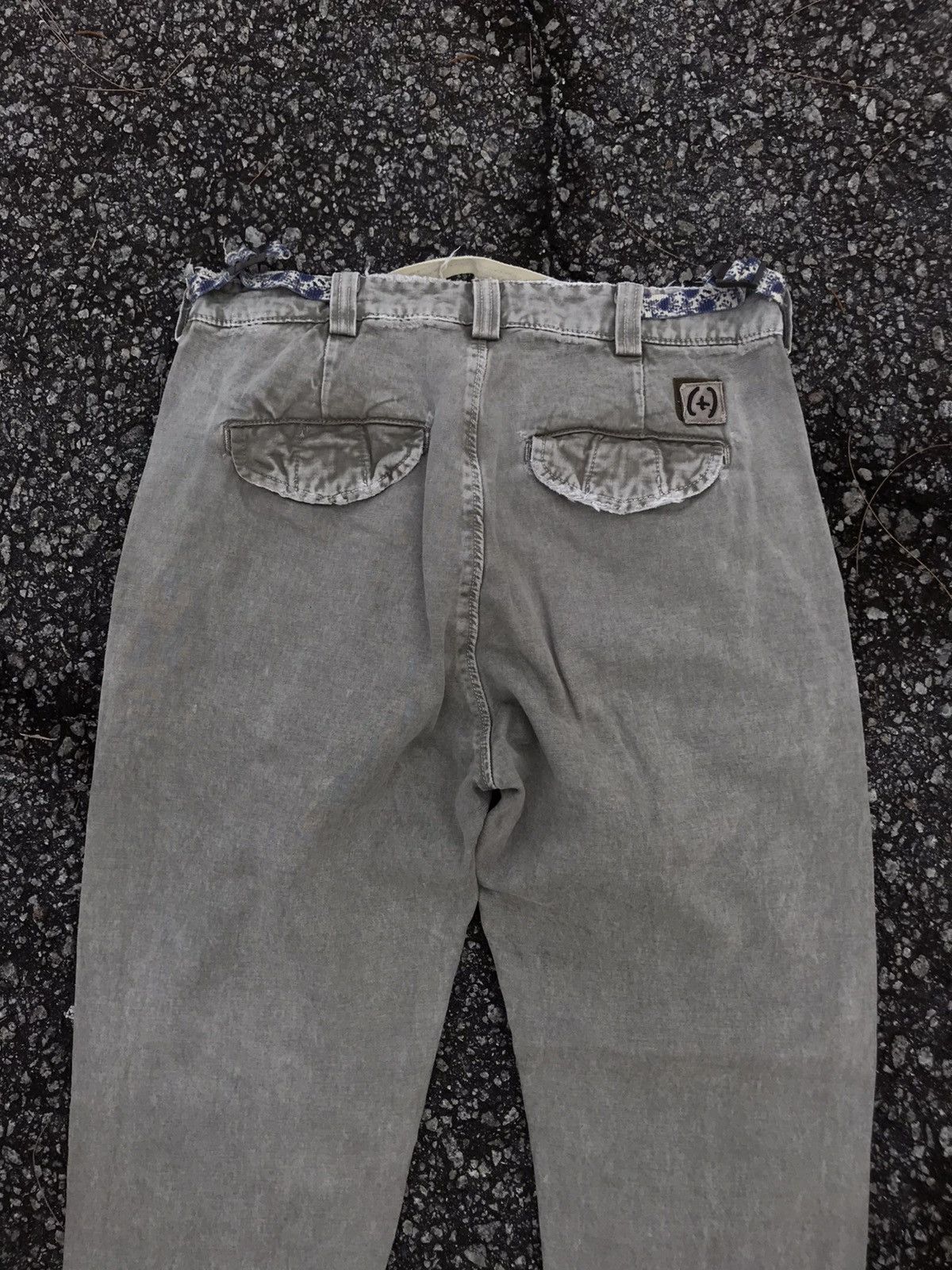 (+)PEOPLE Vintage Italian Designers (+) People Distressed Cargo Pants Size US 31 - 7 Thumbnail