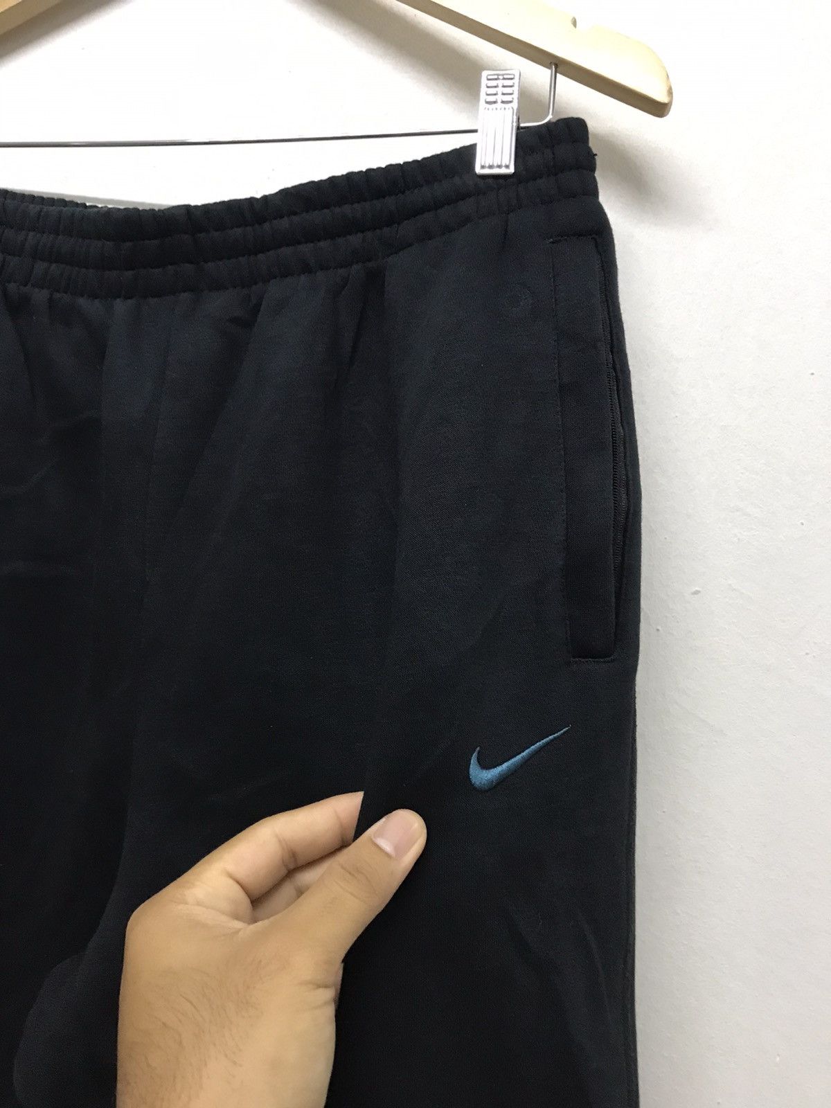 Nike Vintage Nike Small Swoosh Winter Sweatpants Size US 33 - 3 Thumbnail