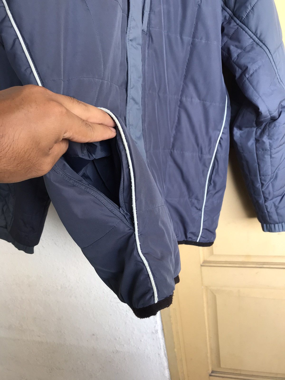 Nike Vintage Y2K Nike Small Swoosh Light Puffer Jacket Size US L / EU 52-54 / 3 - 14 Thumbnail
