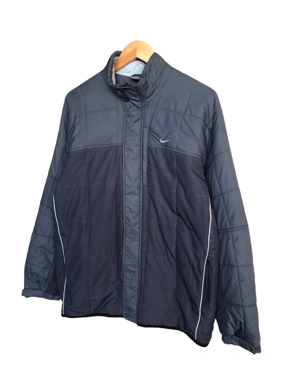 Nike Vintage Y2K Nike Small Swoosh Light Puffer Jacket Size US L / EU 52-54 / 3 - 2 Thumbnail