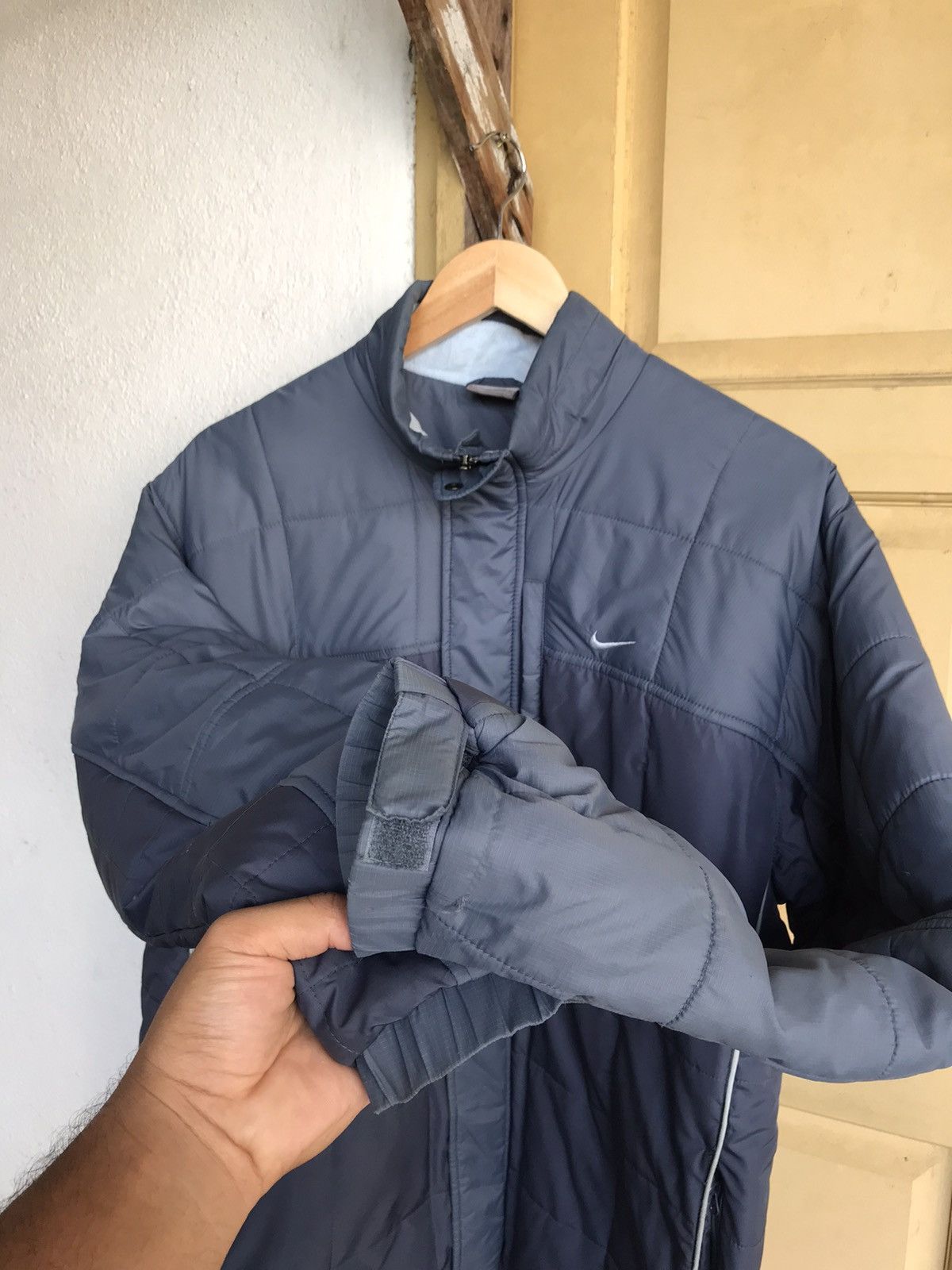 Nike Vintage Y2K Nike Small Swoosh Light Puffer Jacket Size US L / EU 52-54 / 3 - 11 Thumbnail