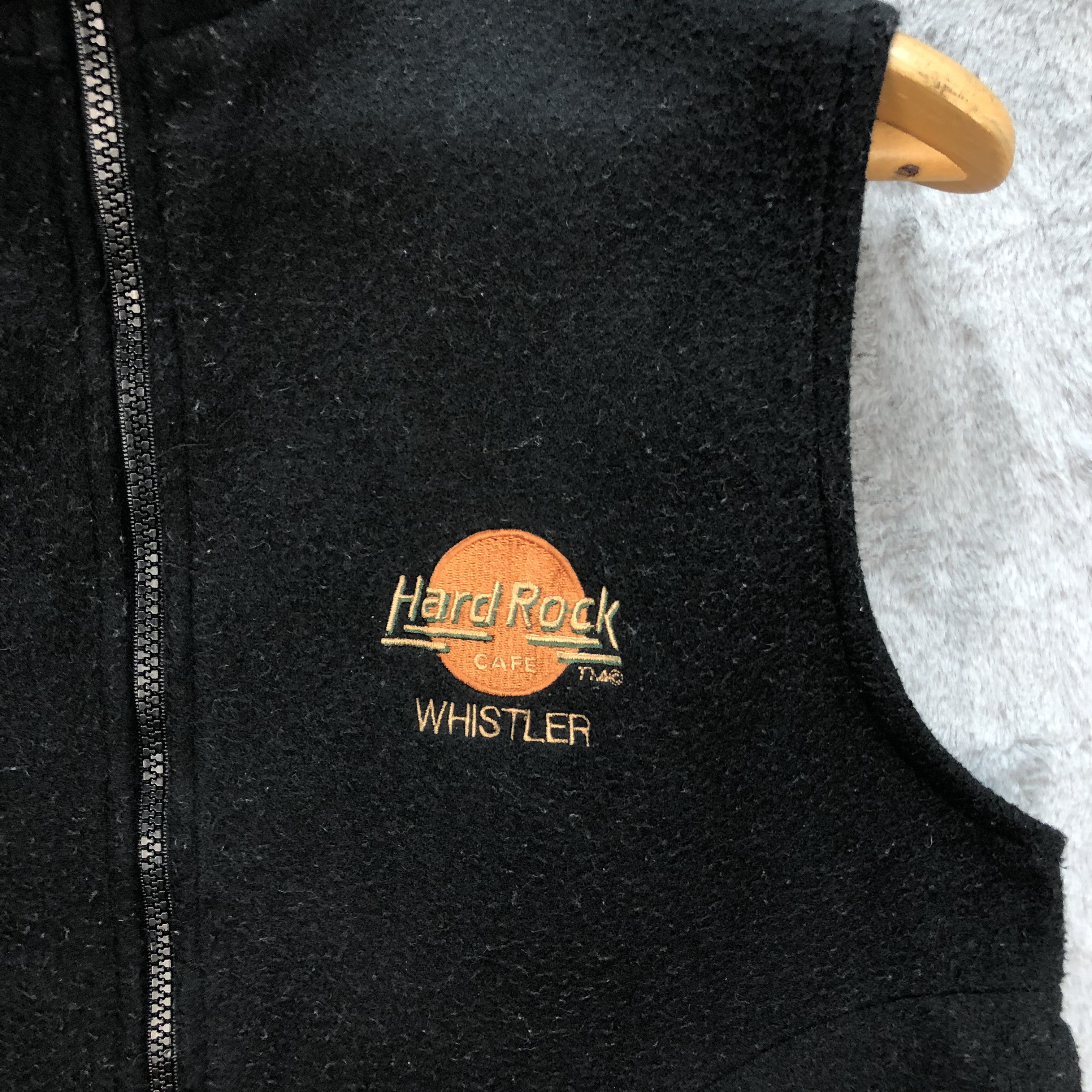 Hard Rock Cafe Vintage Hard Rock Cafe Canada Embroidery Fleece Vest 6169-51 Size US M / EU 48-50 / 2 - 5 Thumbnail