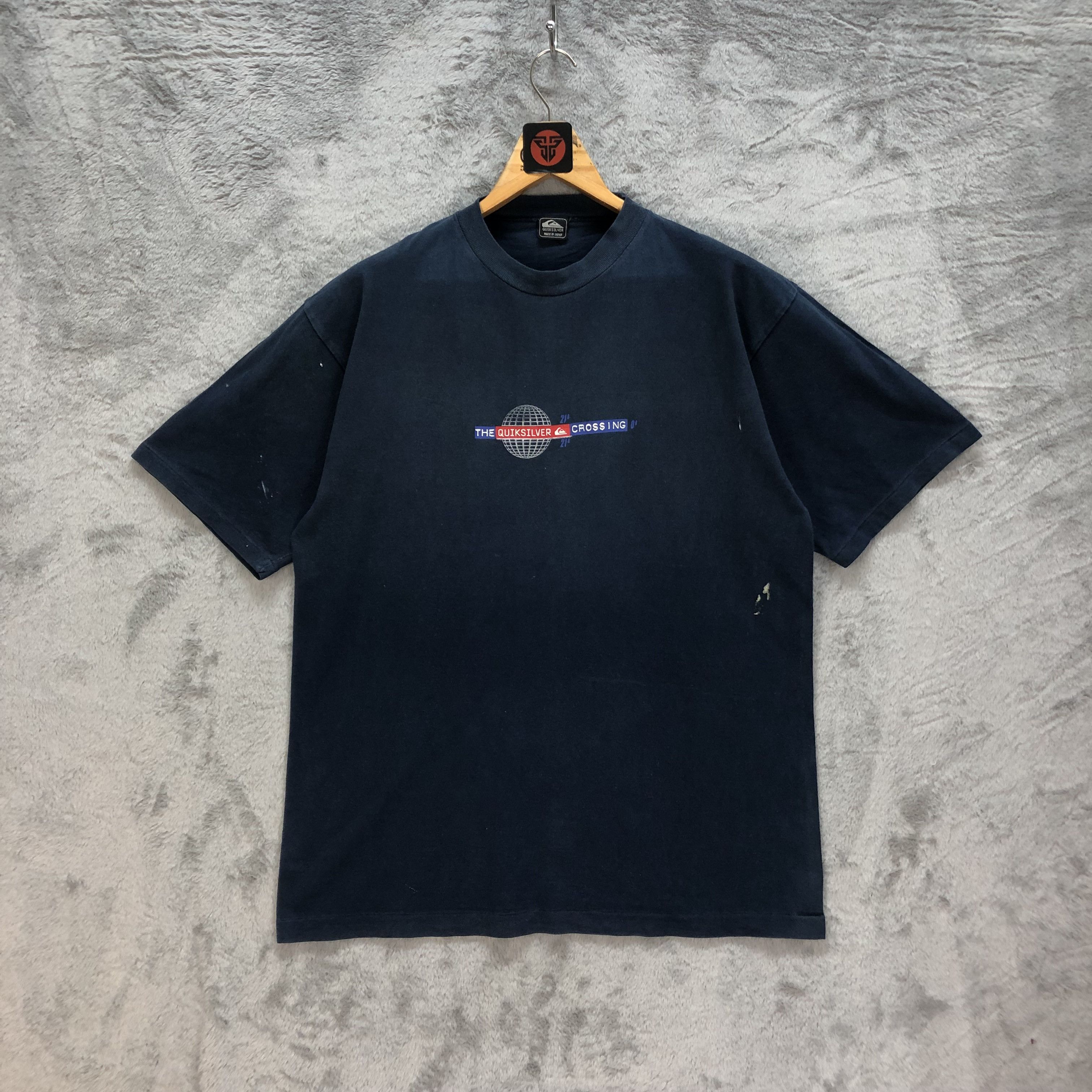 Quiksilver Vintage 90s Quiksilver Crossing Globe T Shirts #6166-51 Size US L / EU 52-54 / 3 - 1 Thumbnail