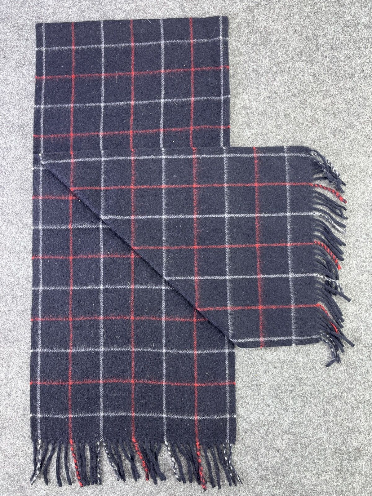 Burberry Burberry Checked Scarf Muffler Cashmere T151 Size ONE SIZE - 2 Thumbnail